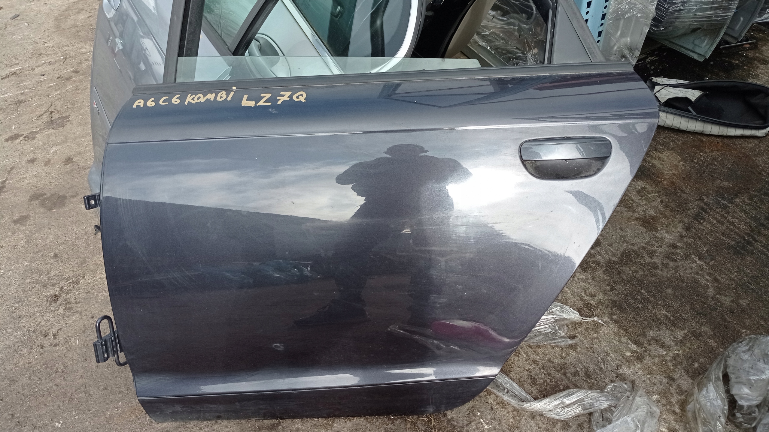 TÜR LINKS HECK AUDI A6 C6 KOMBI LZ7Q