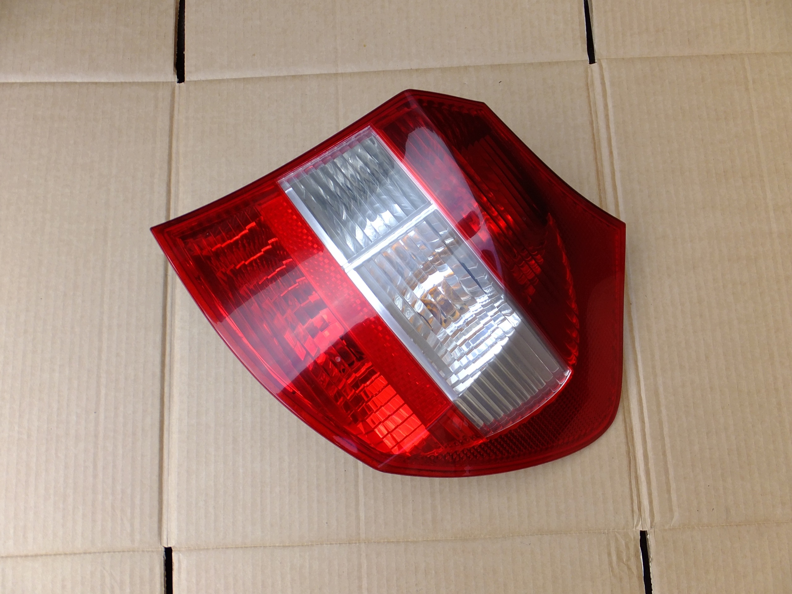 Feux phare Droite Arrière bmw e87 6924502