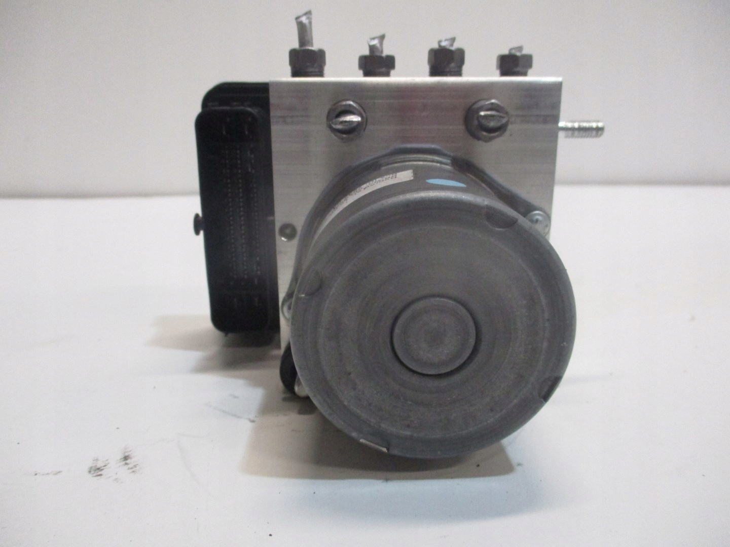 ABS RENAULT CAPTUR II 1,3TCE 476607579R