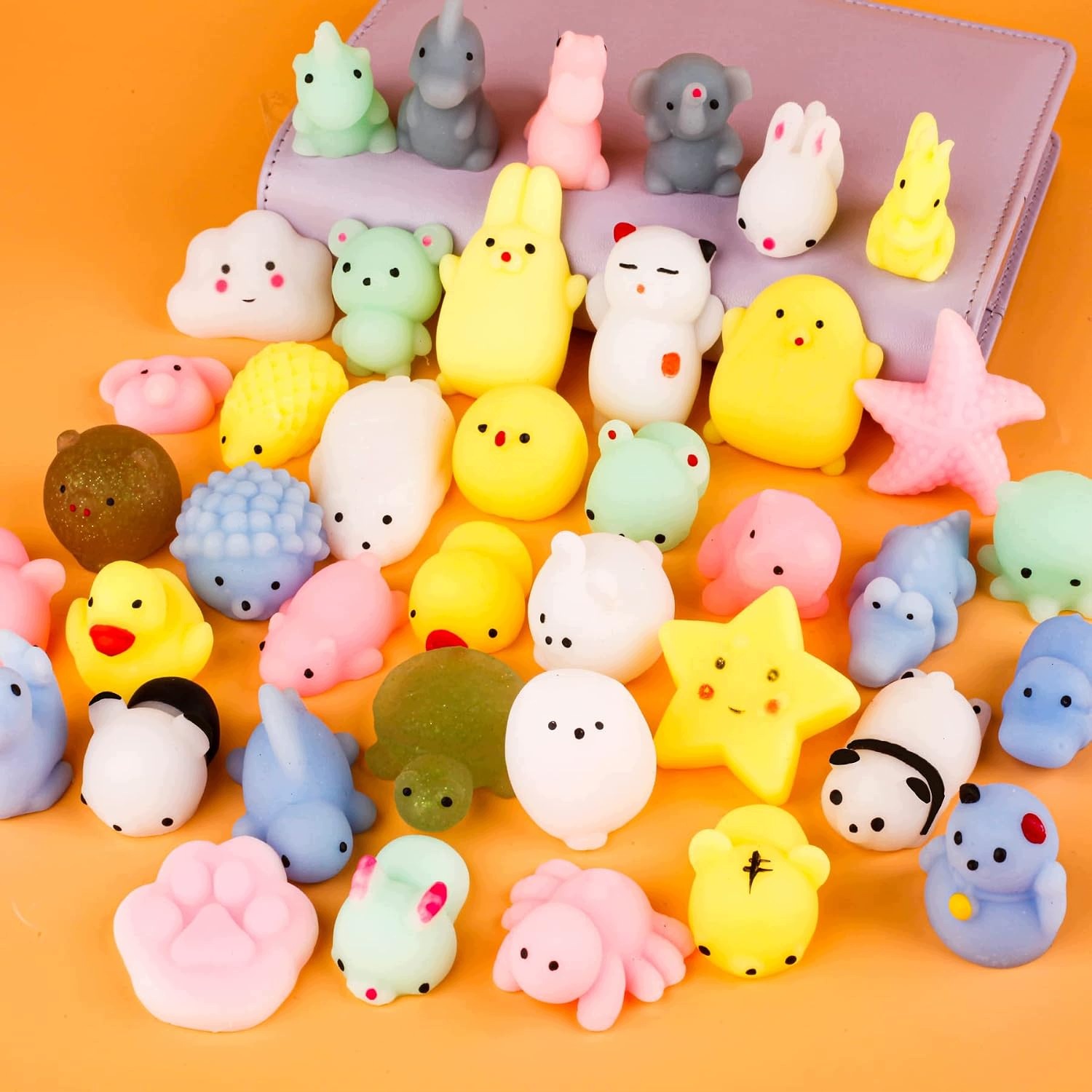Mini Squishy 40 szt. antystresowe zwierzątka Tpr wielokolorowe 3-6 cm
