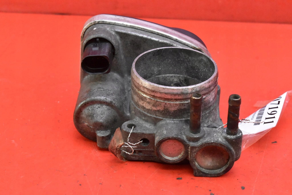 Valvola a farfalla 06F133062 AUDI A3 8P 2.0 FSI 150 KM 03-05