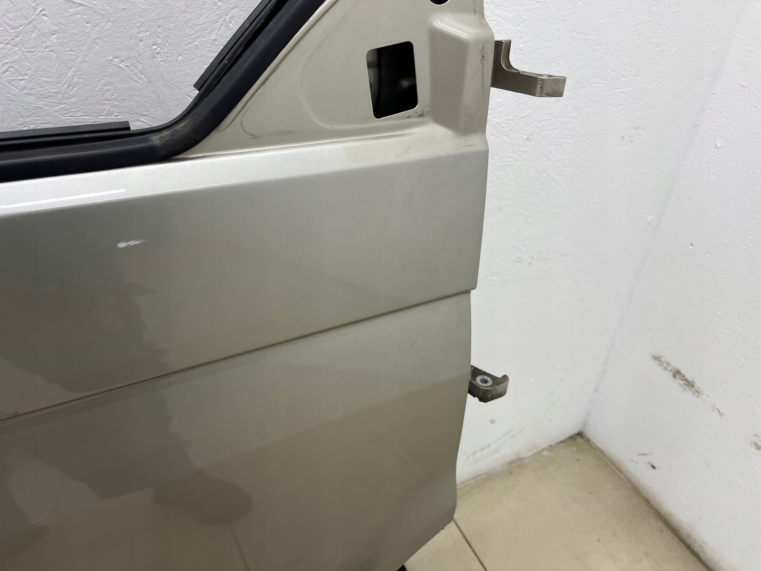 VW TRANSPORTER T5 door right front front LD1W original LAKIER
