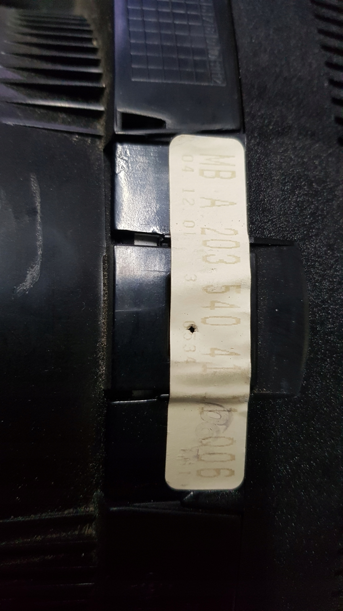 MERCEDES W203 dials clock 2.0 2.3 b a2035404111