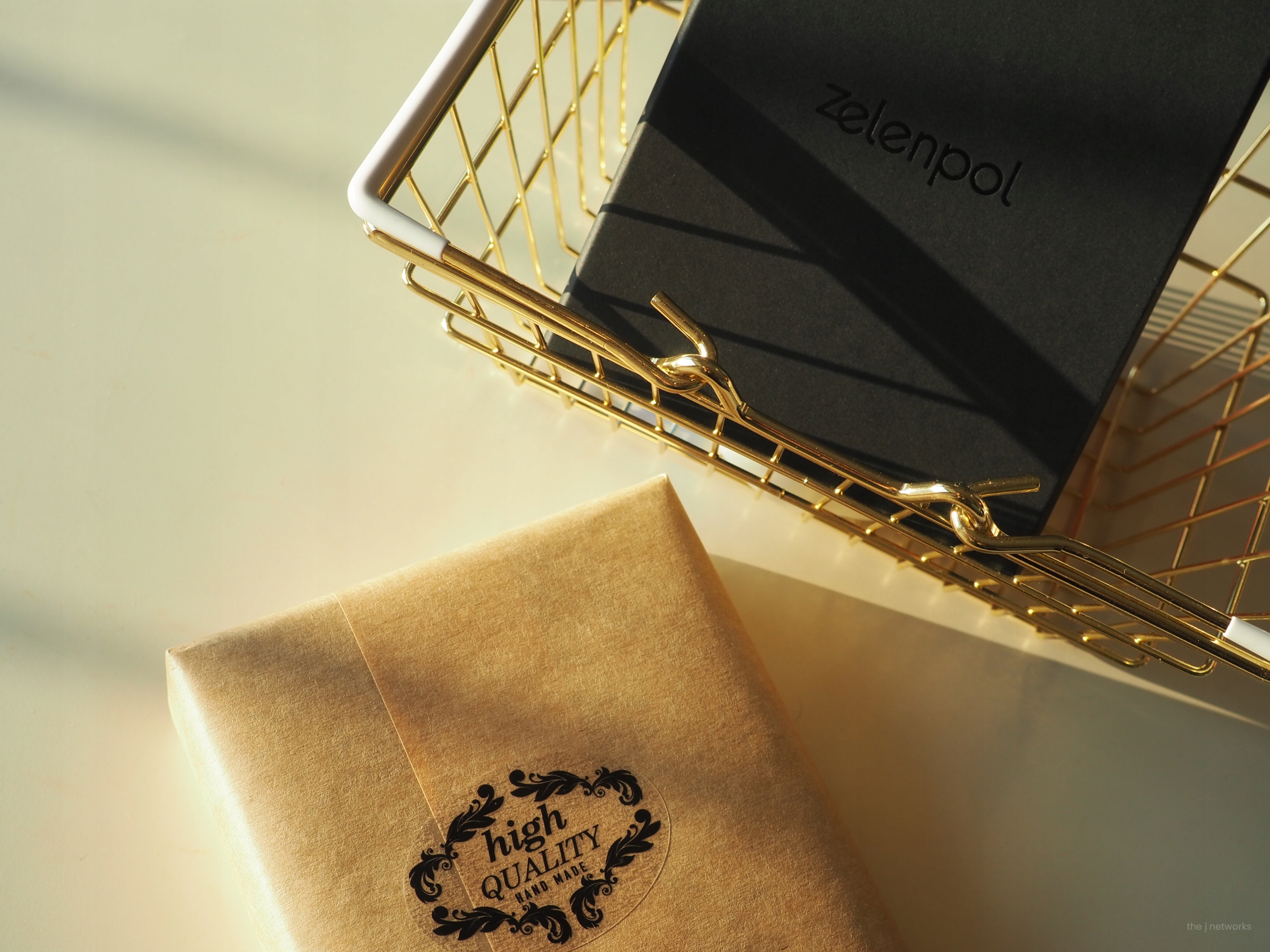 3e916d3144d9a0a18db41238384d