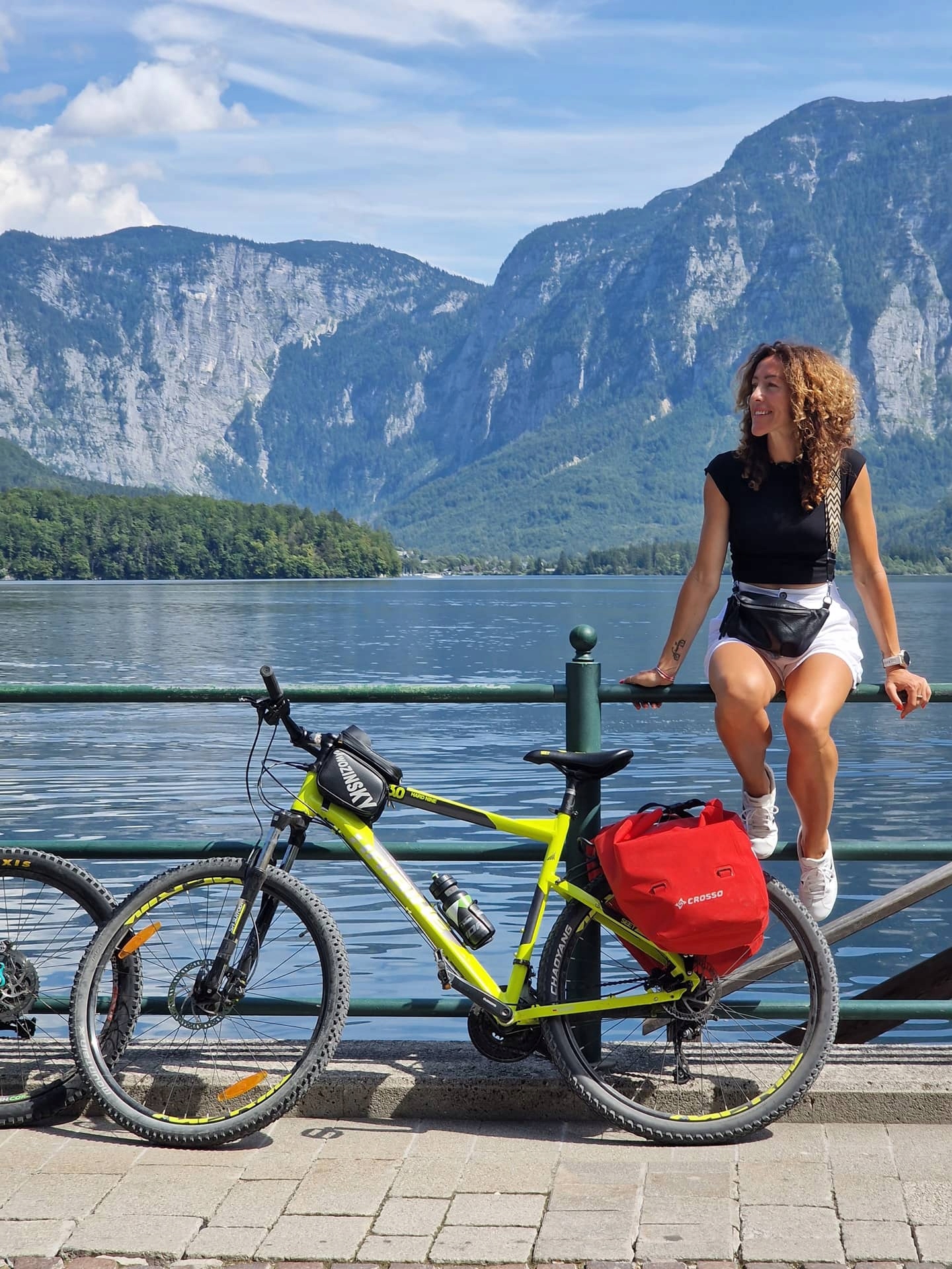 Sakwy Crosso Twist X60 / System Crosso - Czarny kolor Materiał dominujący cordura