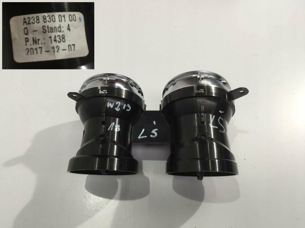 MERCEDES E W238 KRATKA NAWIEWU SRODKOWA P L Installation side front