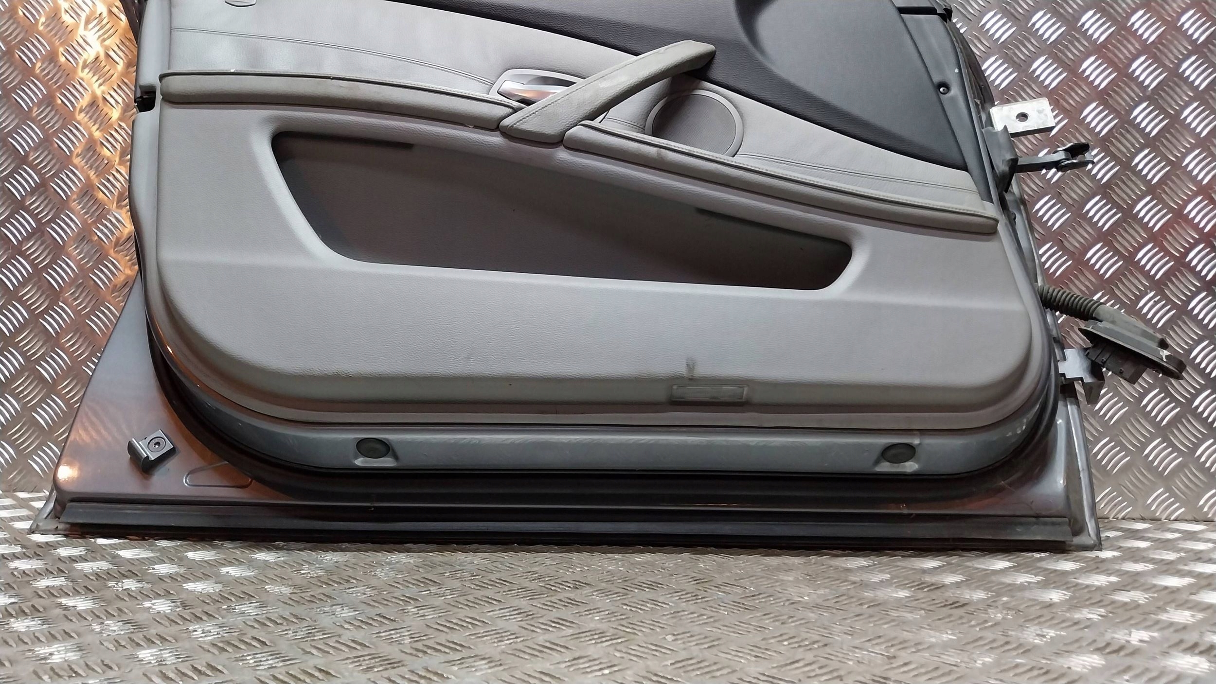 dveře předek levé BMW 5 E60 E61 03