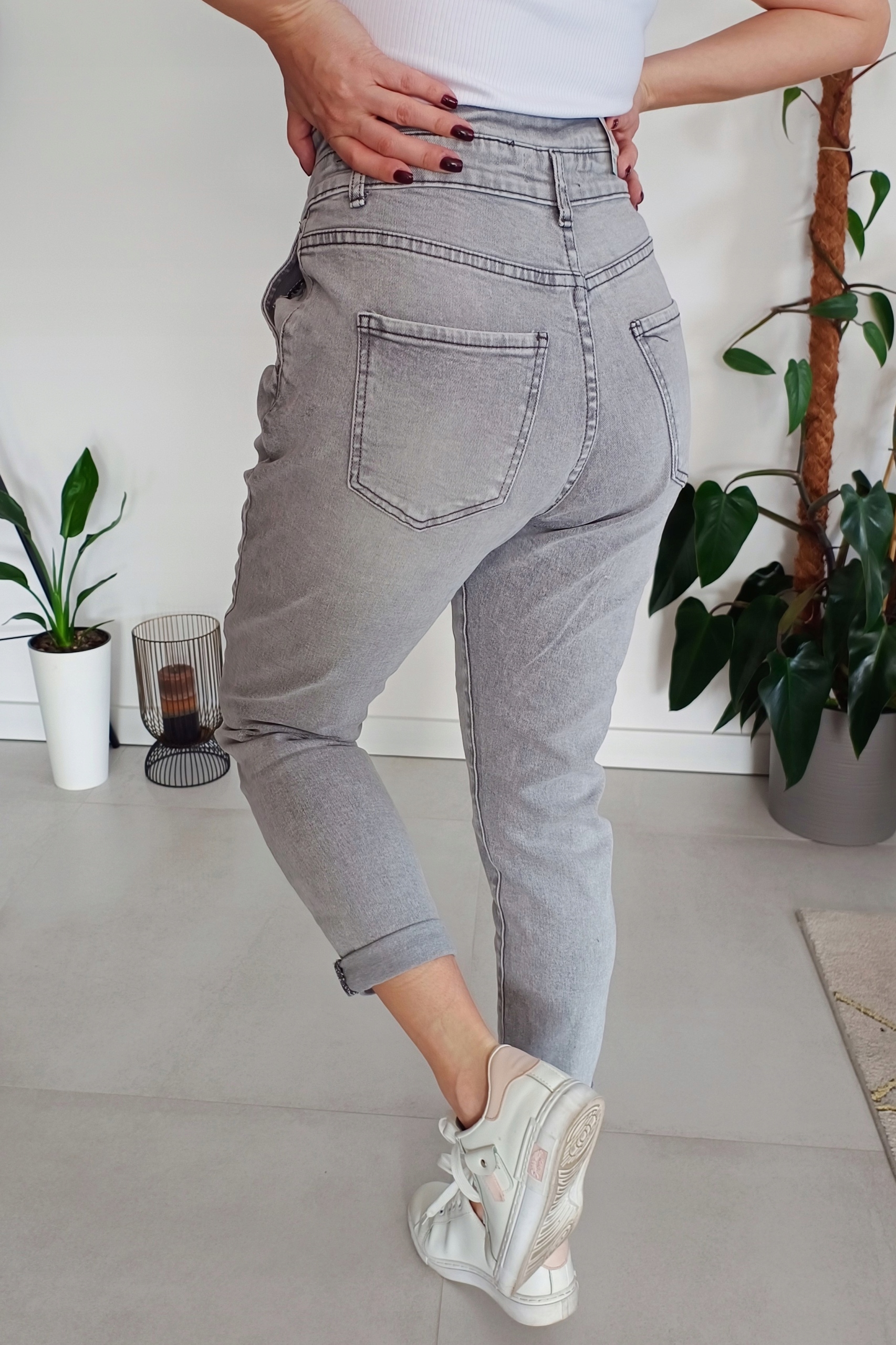 MS9 Jeansy M.SARA Mom Fit MODNE Boyfriend SZARE XL /42 Długość nogawki długa