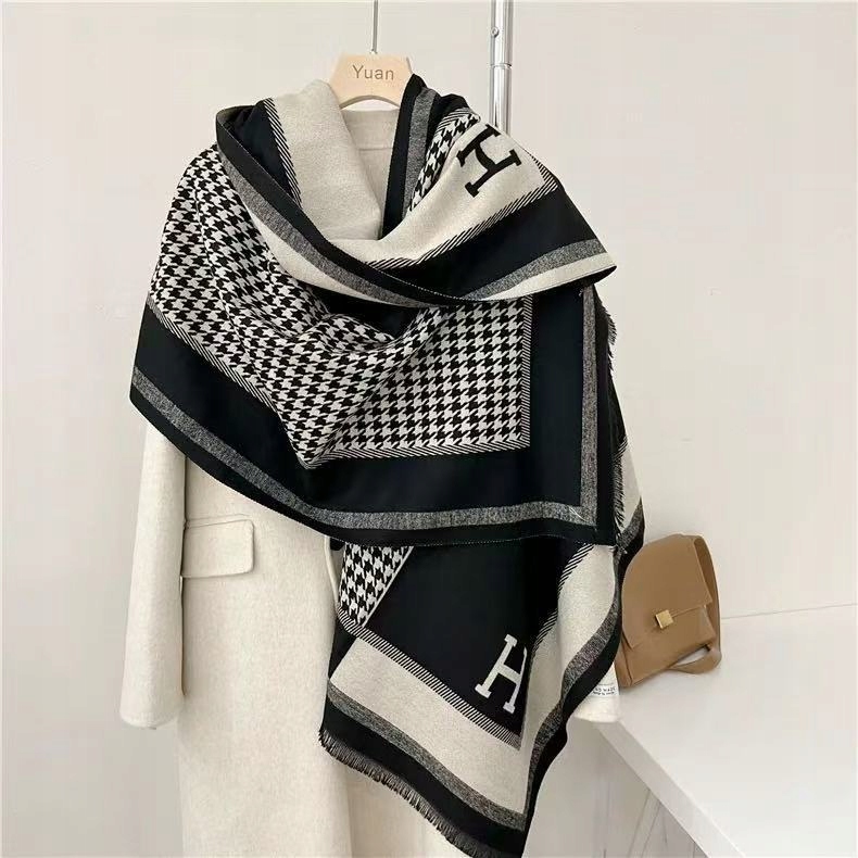 elegantní dámská šála na zimu teplá šála elegantní 180x66 béžovo-černá