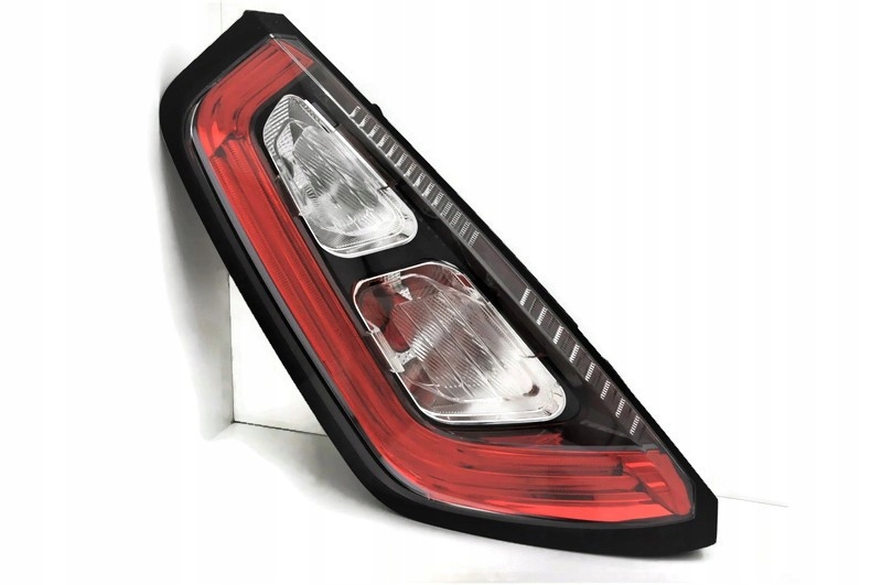 FIAT PUNTO EVO 10- LAMPA TYLNA LEWA NOWA LED DEP^