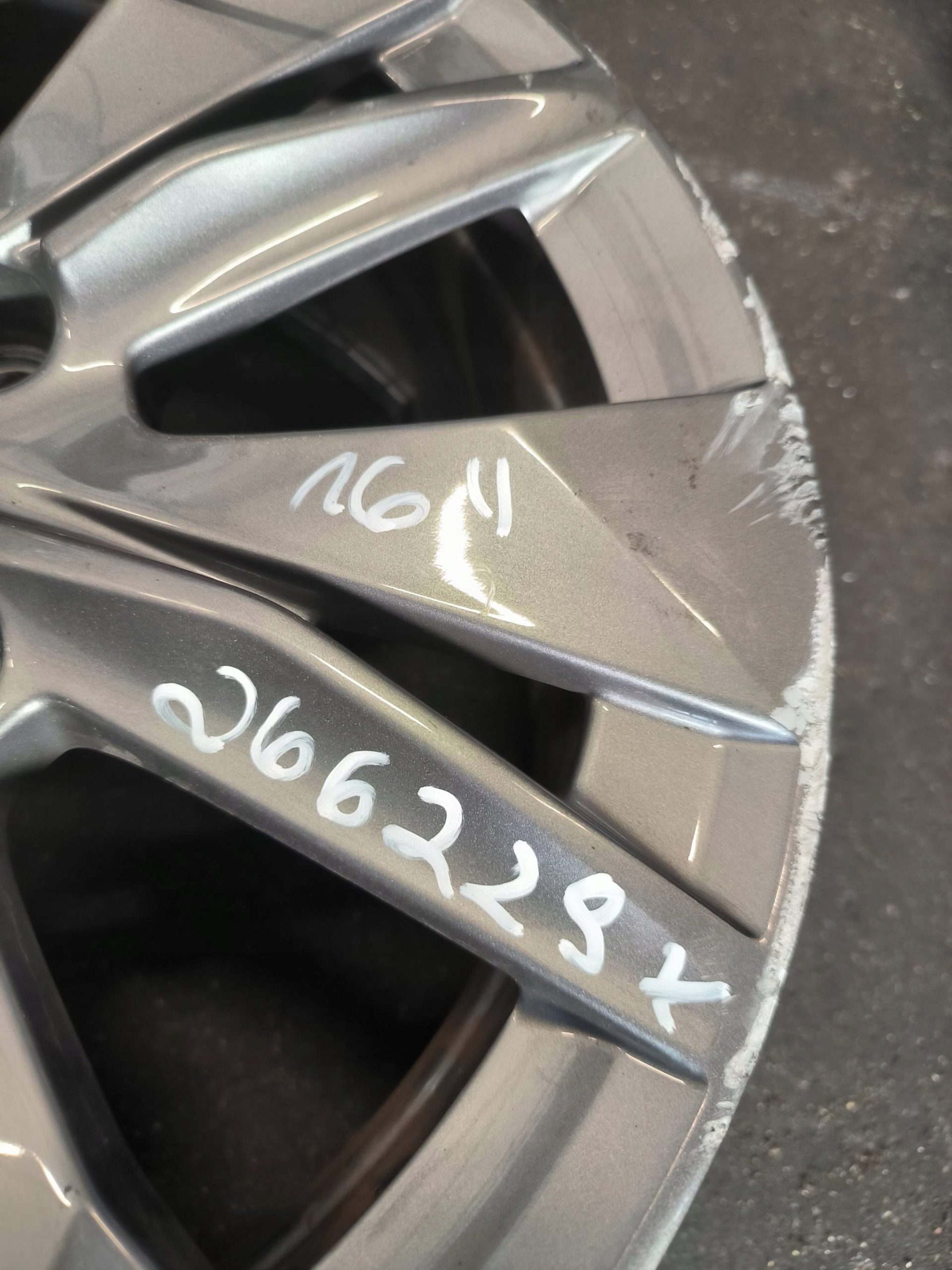 disk hliníkový 16'' 4X108 9828185580 PEUGEOT E-208