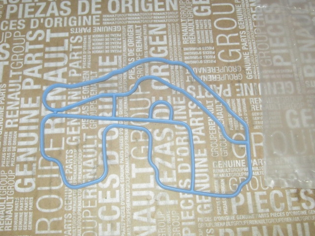 ORYG USZCZELKA OBUDOWY TERMOSTATU RENAULT DACIA 1.4 1.6 16V