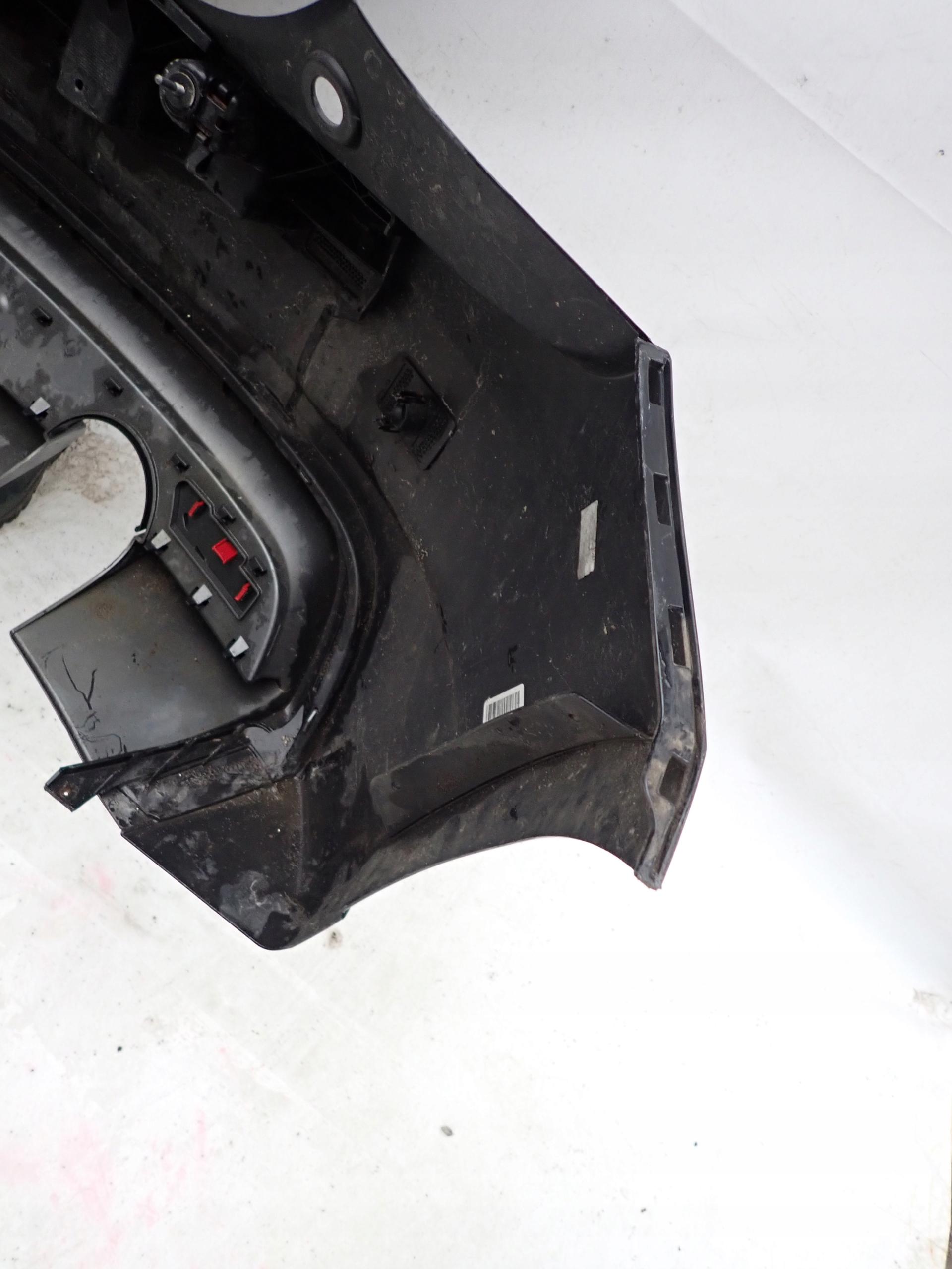 AUDI A1 e 8X0 S-LINE 08- Paraurti posteriore posteriore 4PDC