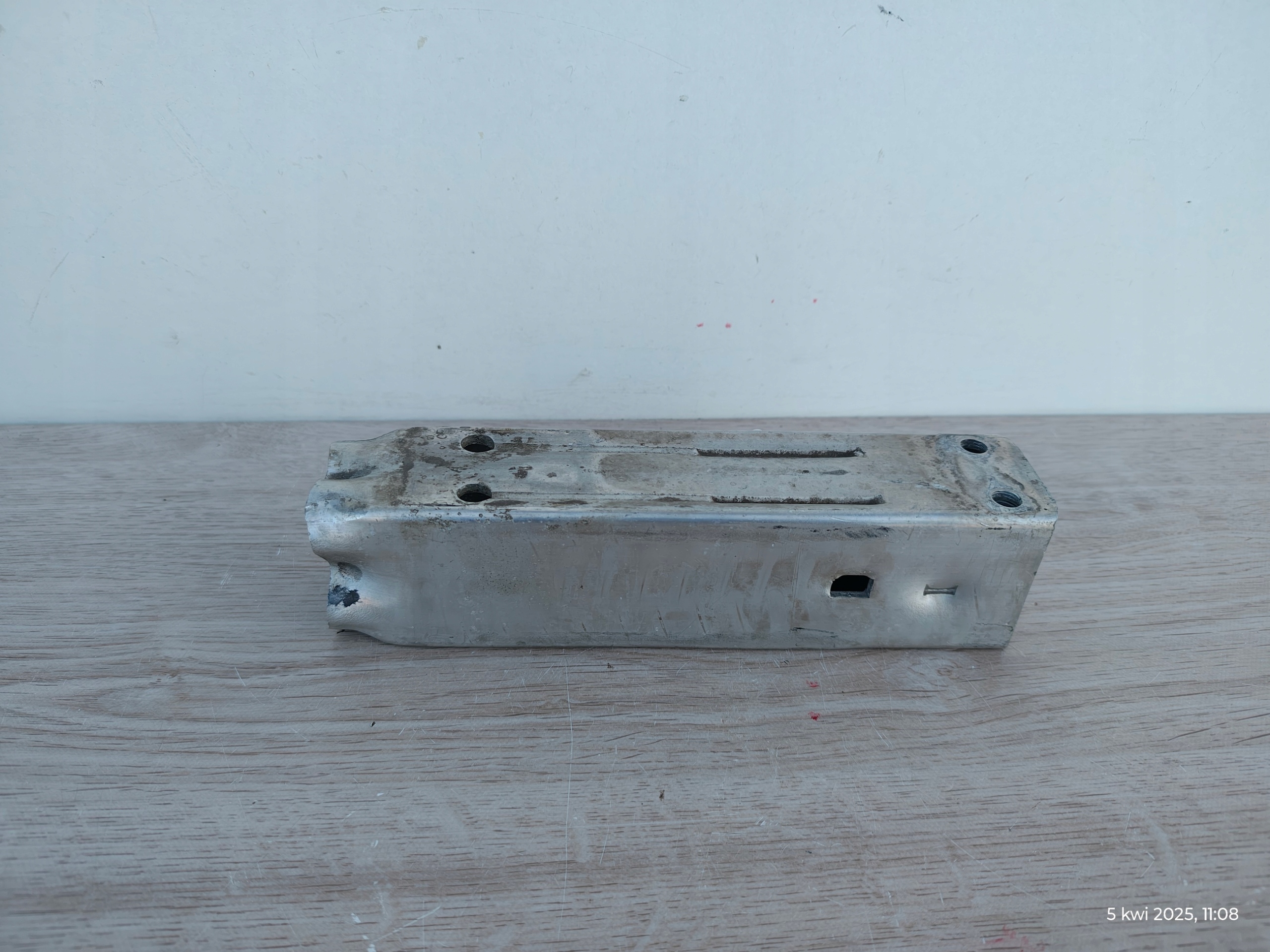 AUDI A6 C6 4F right beam tip front tip 4F0807134 K143/073MR