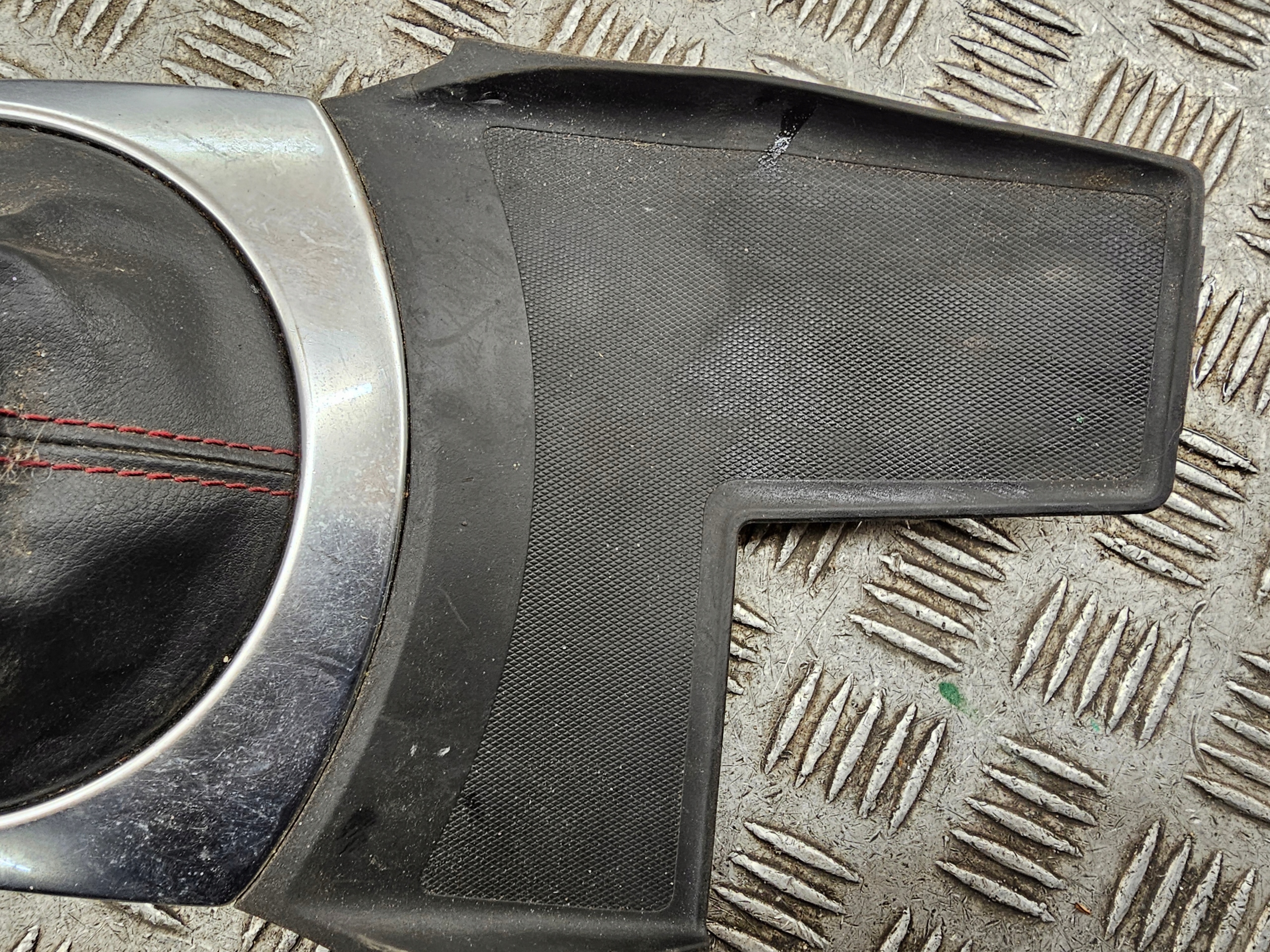 manschette des schaltknopfs MAZDA MX-5 IV (ND) N24364361