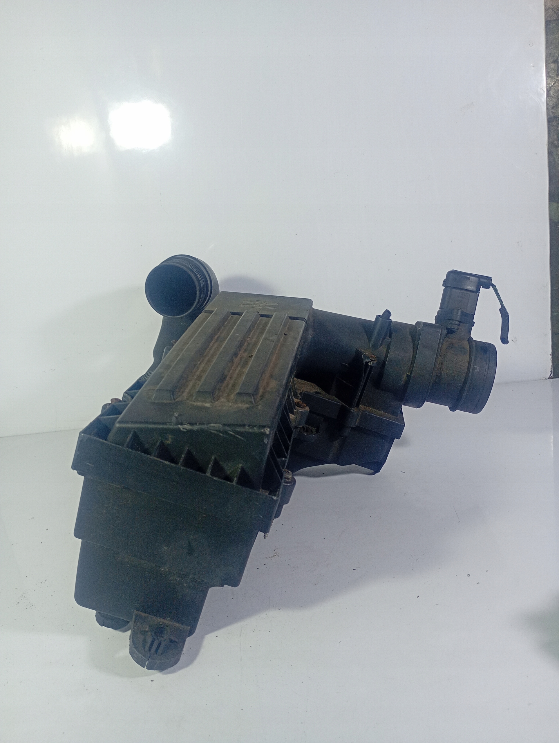 Audi A3 8P 03-13 Gehäuse filter luft OE 1K0129607