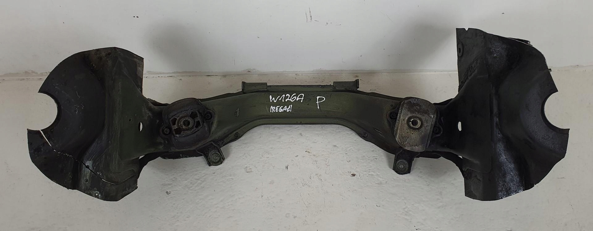 PODŁUŻNICE BELKA SILNIKA MERCEDES W126