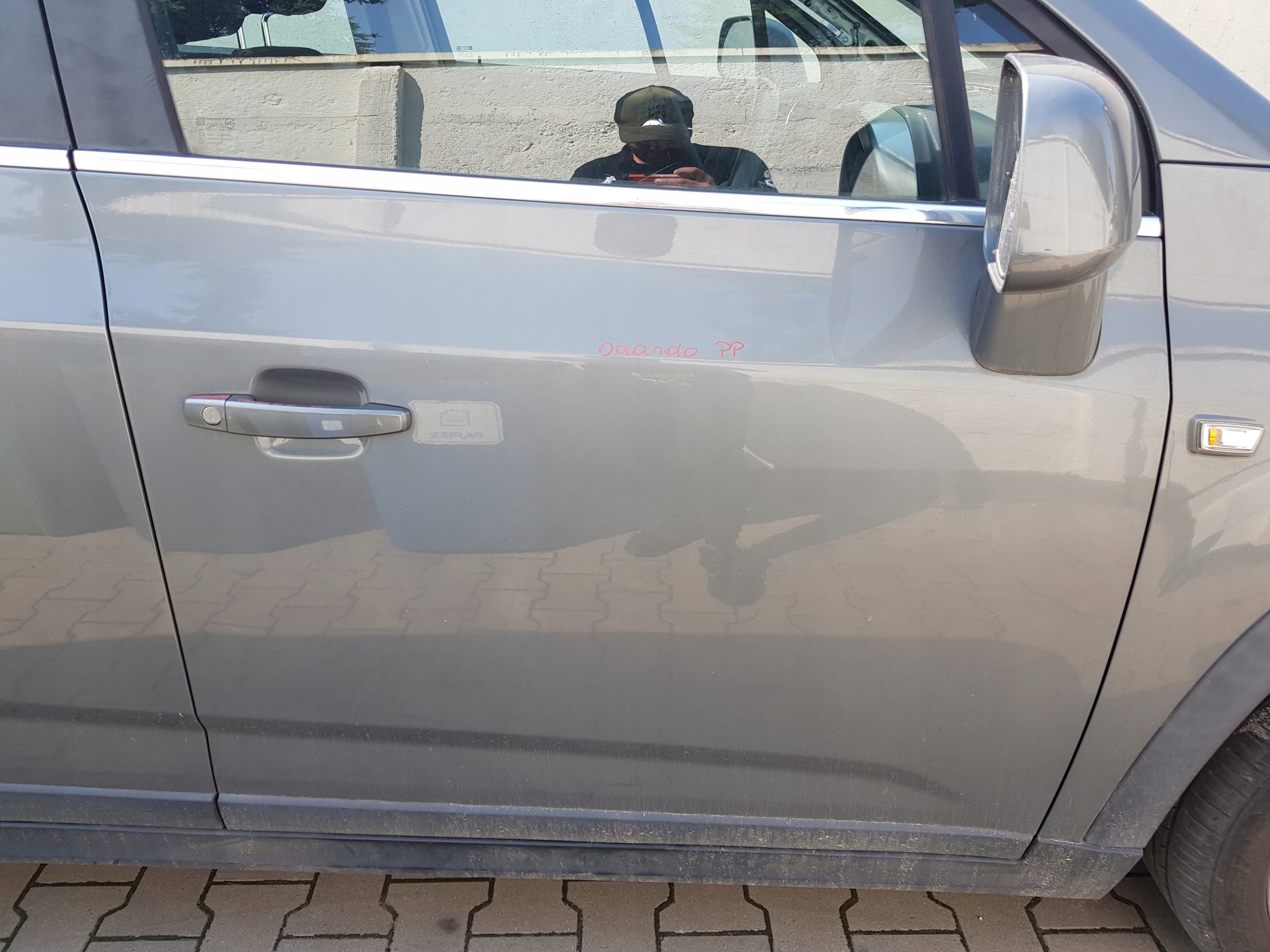 CHEVROLET ORLANDO door right front 2010