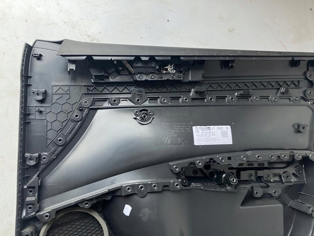 side door left front VW POLO 2G