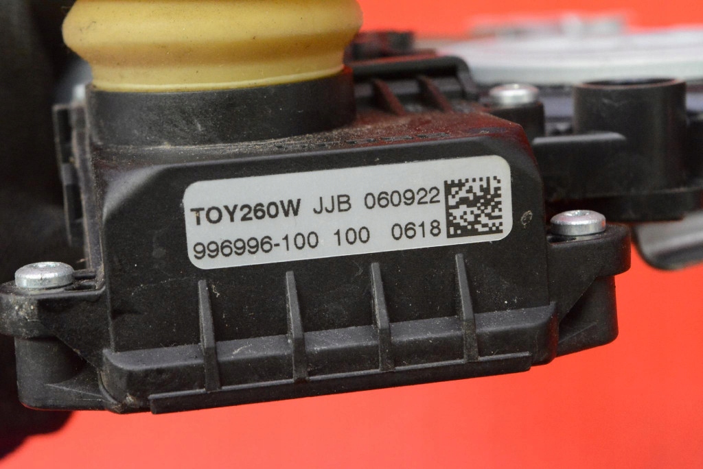 window regulator right front EU 69310-0F010 TOYOTA COROLLA VERSO 2 II 04-09