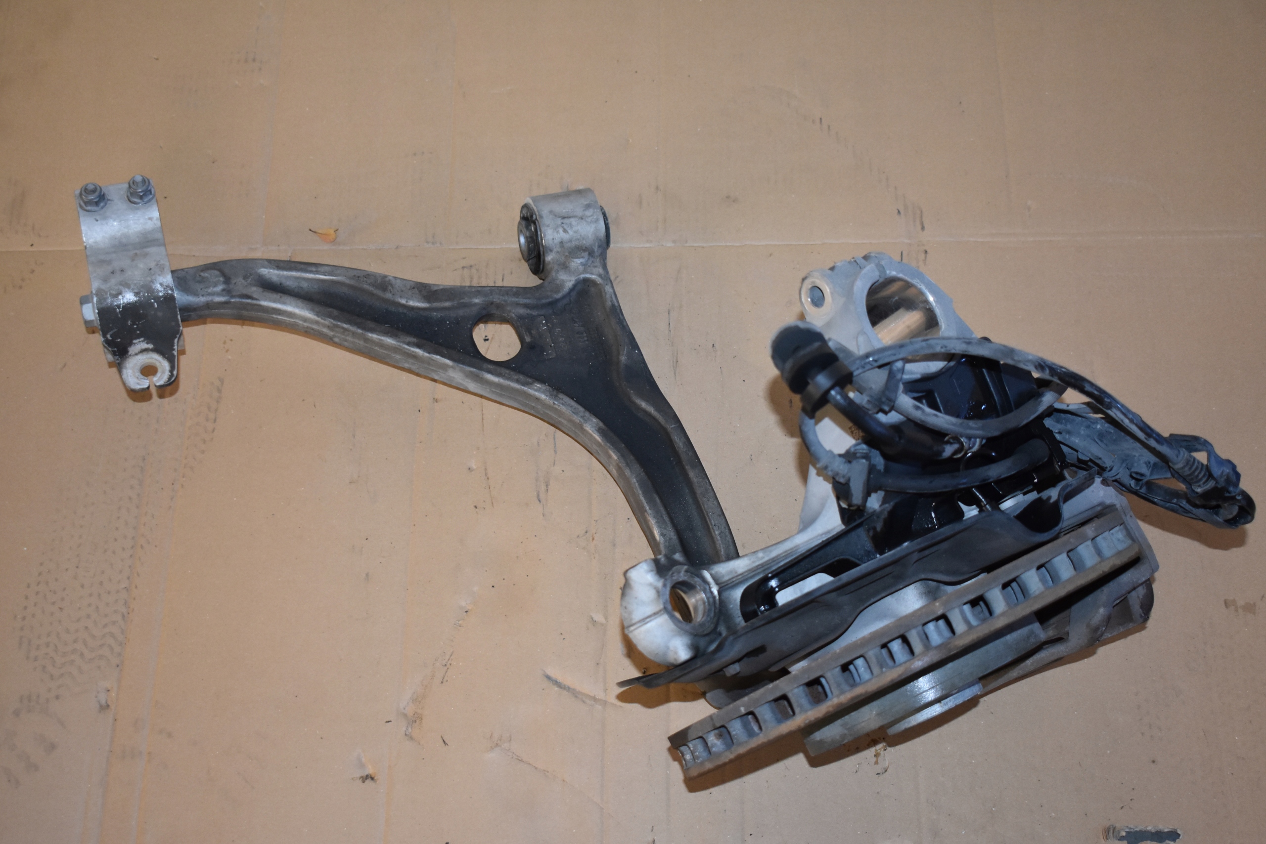 IDEALNE sususpension front front right MERCEDES W177 X247 1