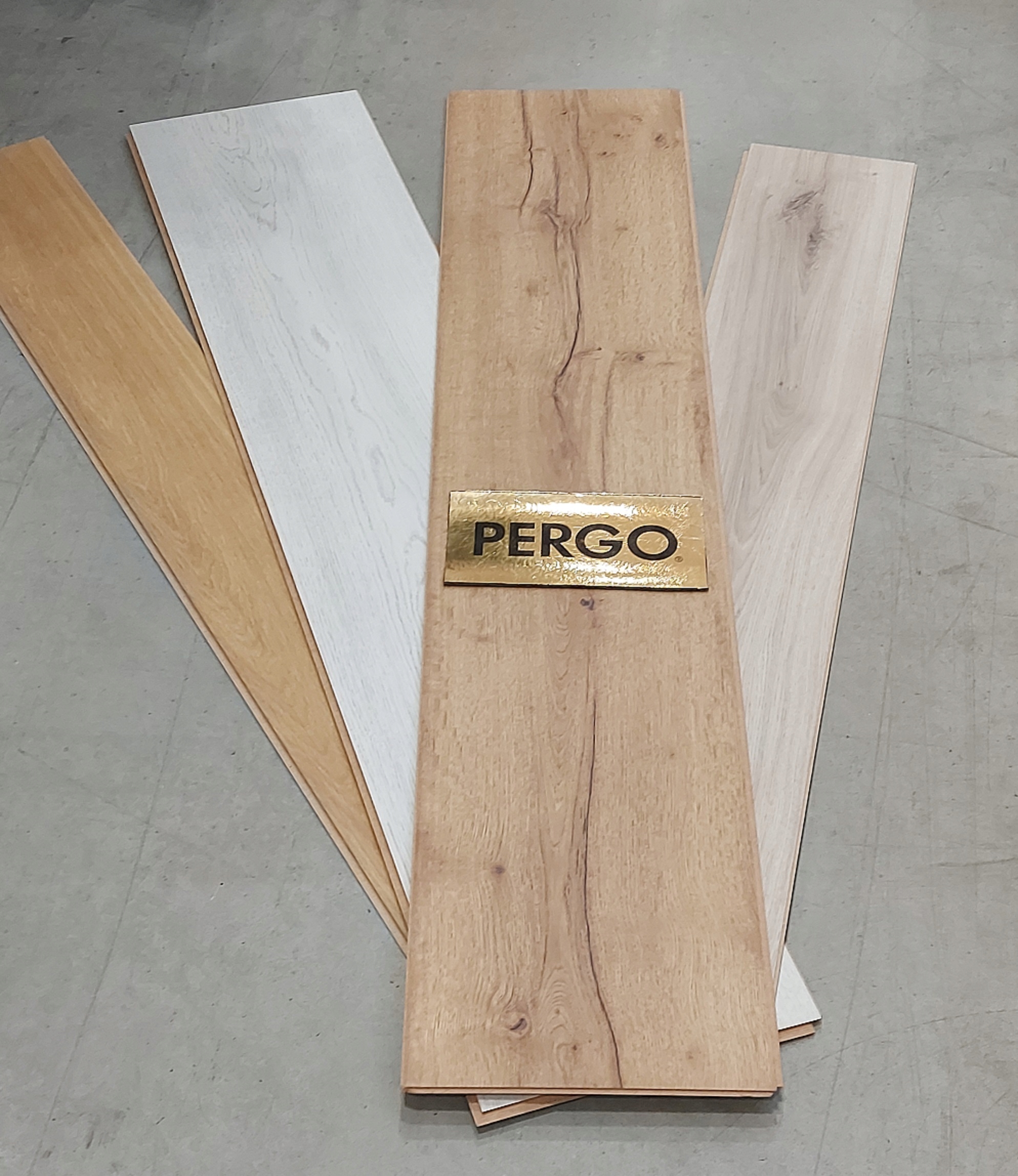 Pergo Odense Dąb Wyrazisty L0363-06796 wzornik 1 DESKA Producent Pergo