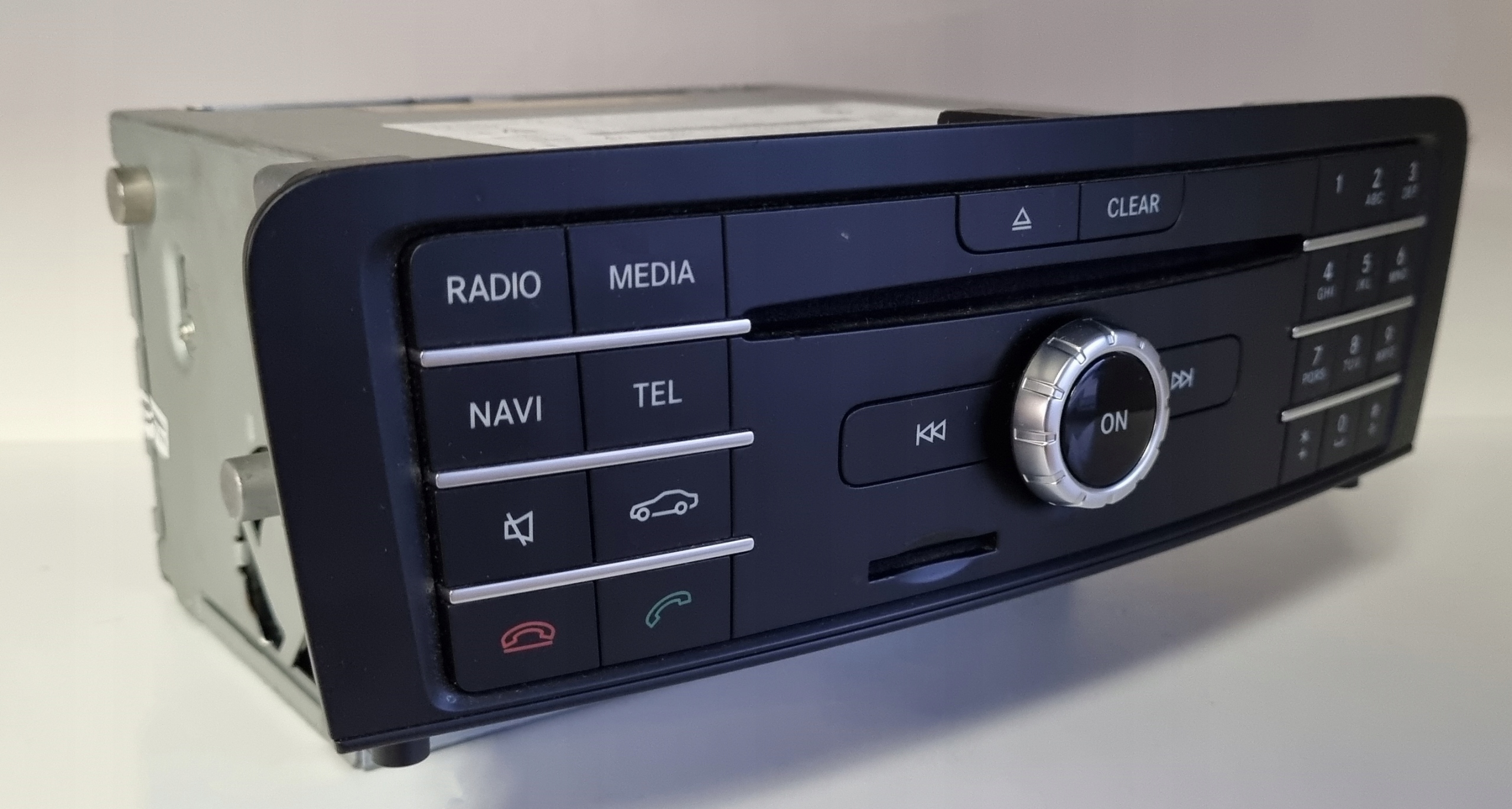 Навигационное радио MERCEDES A B GLA CLA A2469009219