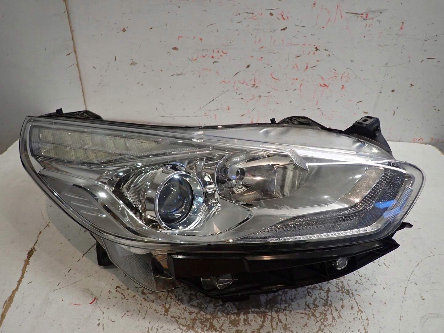 light front front right FORD S-MAX MK2 2015- LED