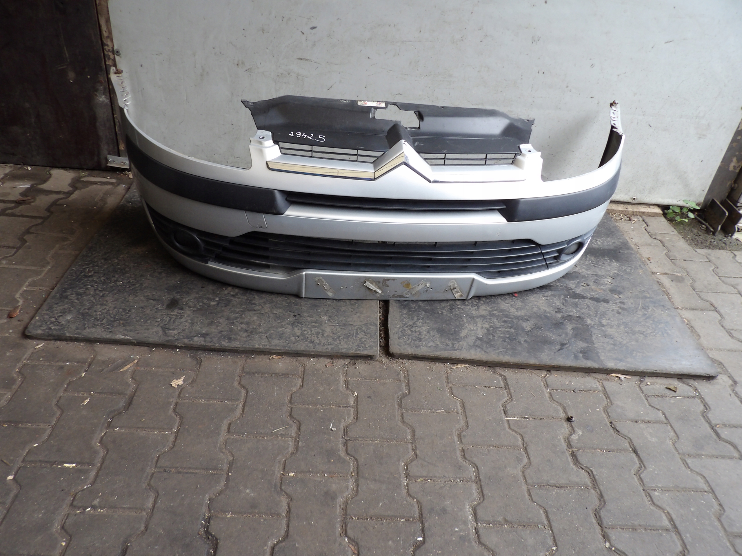 Citroen C4 bumper front lak. EZR