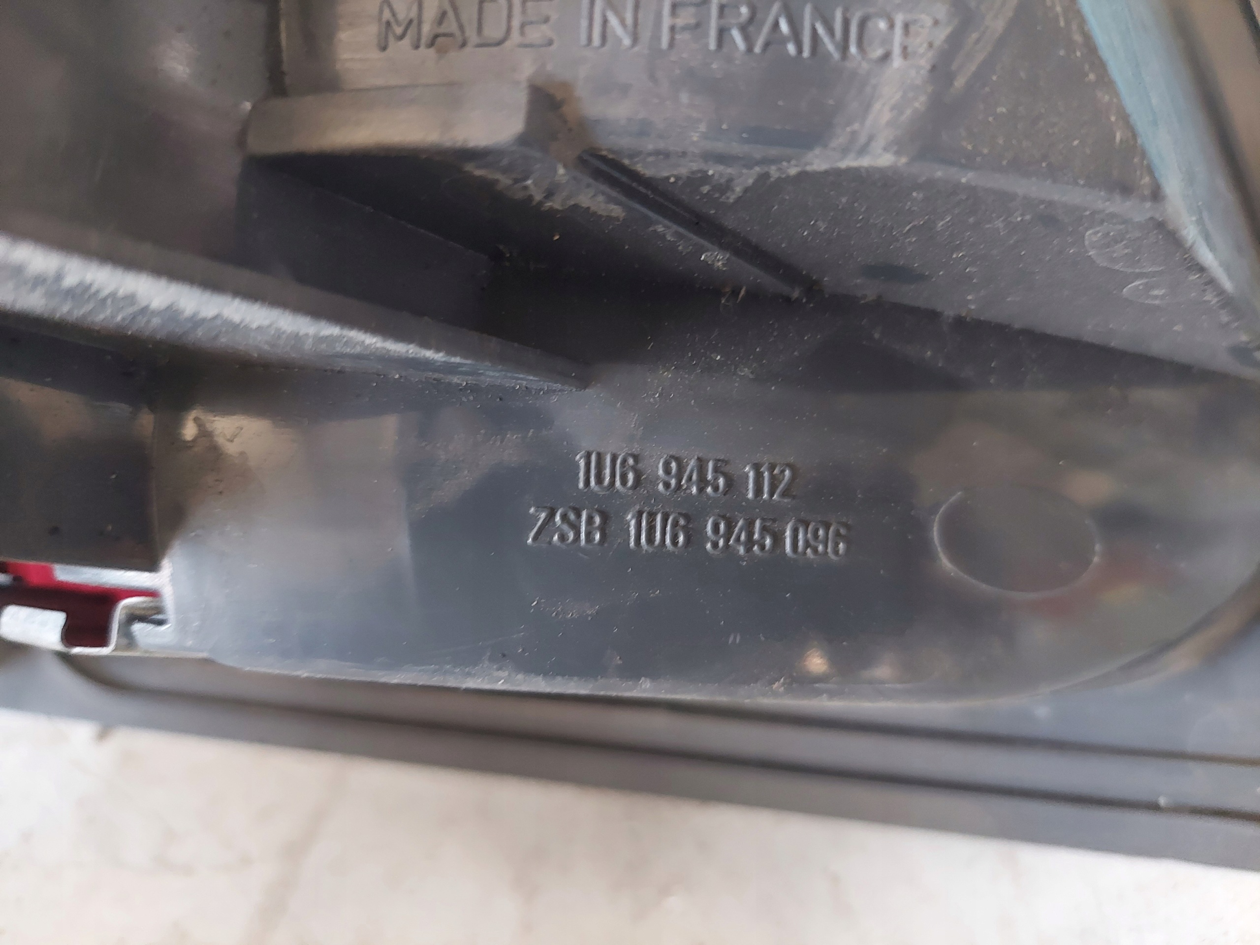 light OCTAVIA and HB 1U6945112 right rear part