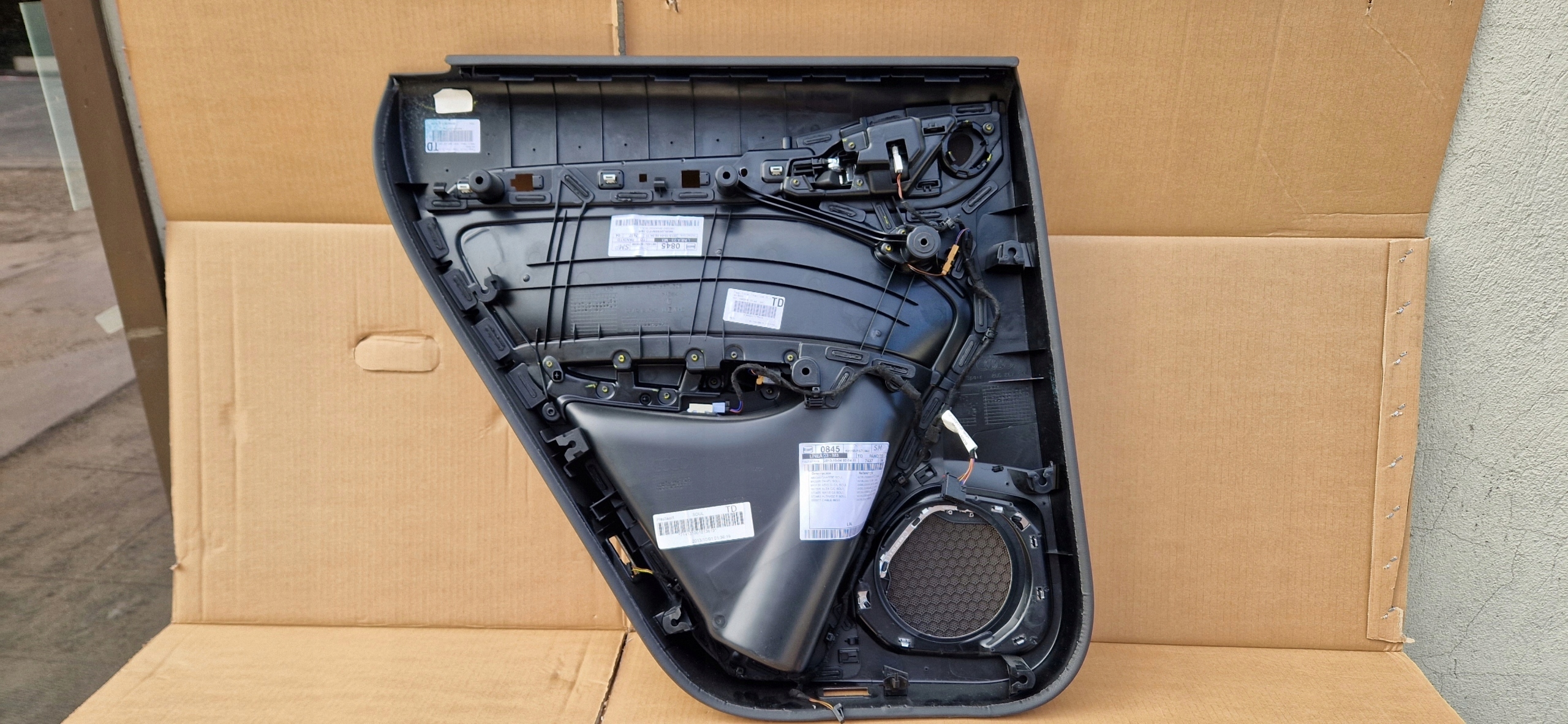 side AUDI Q3 FULL leather BOSE rear part right IDEAL