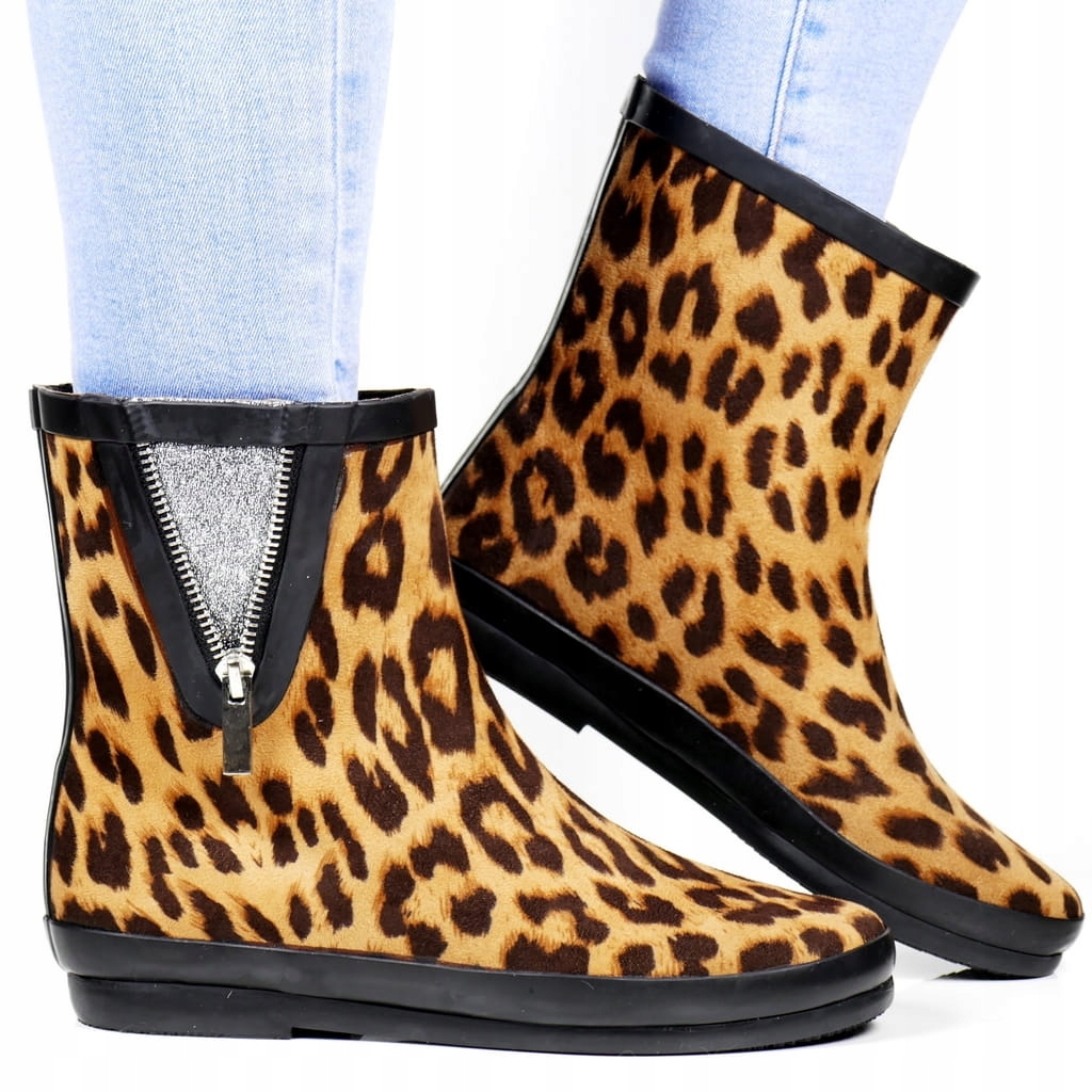 iButy Holínky Krátké Semišové Panterka