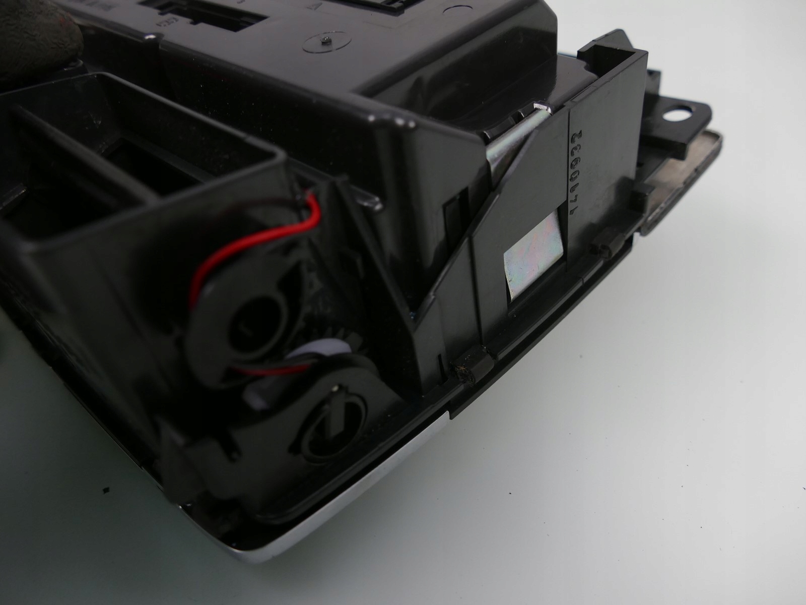 AUDI A8 D3 PANEL rešetka rešetka ventilacije prekidača klimatizacije 4E0819203B