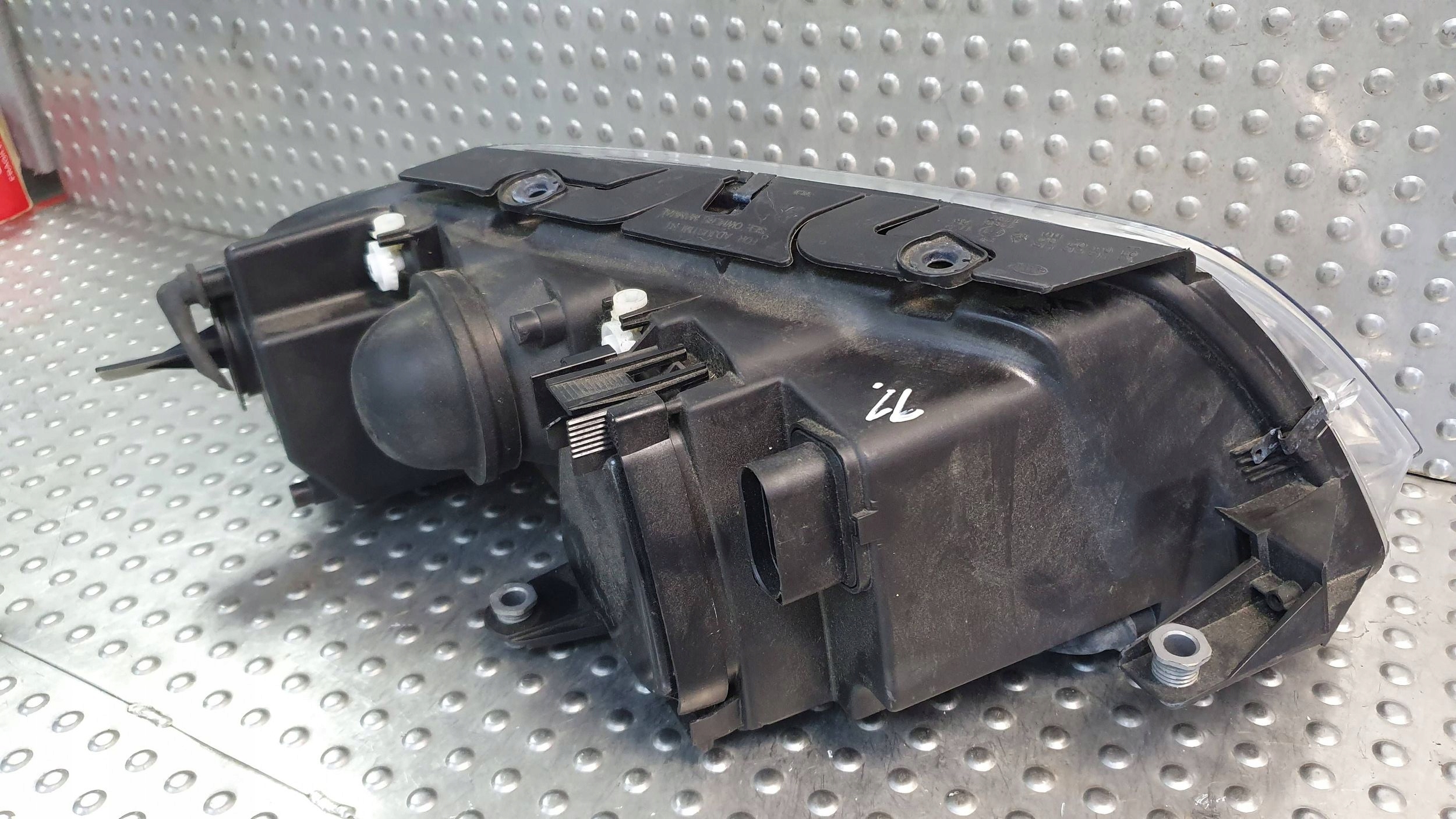 light front left VW PASSAT B5 LIFT 00- 3B0941015AR