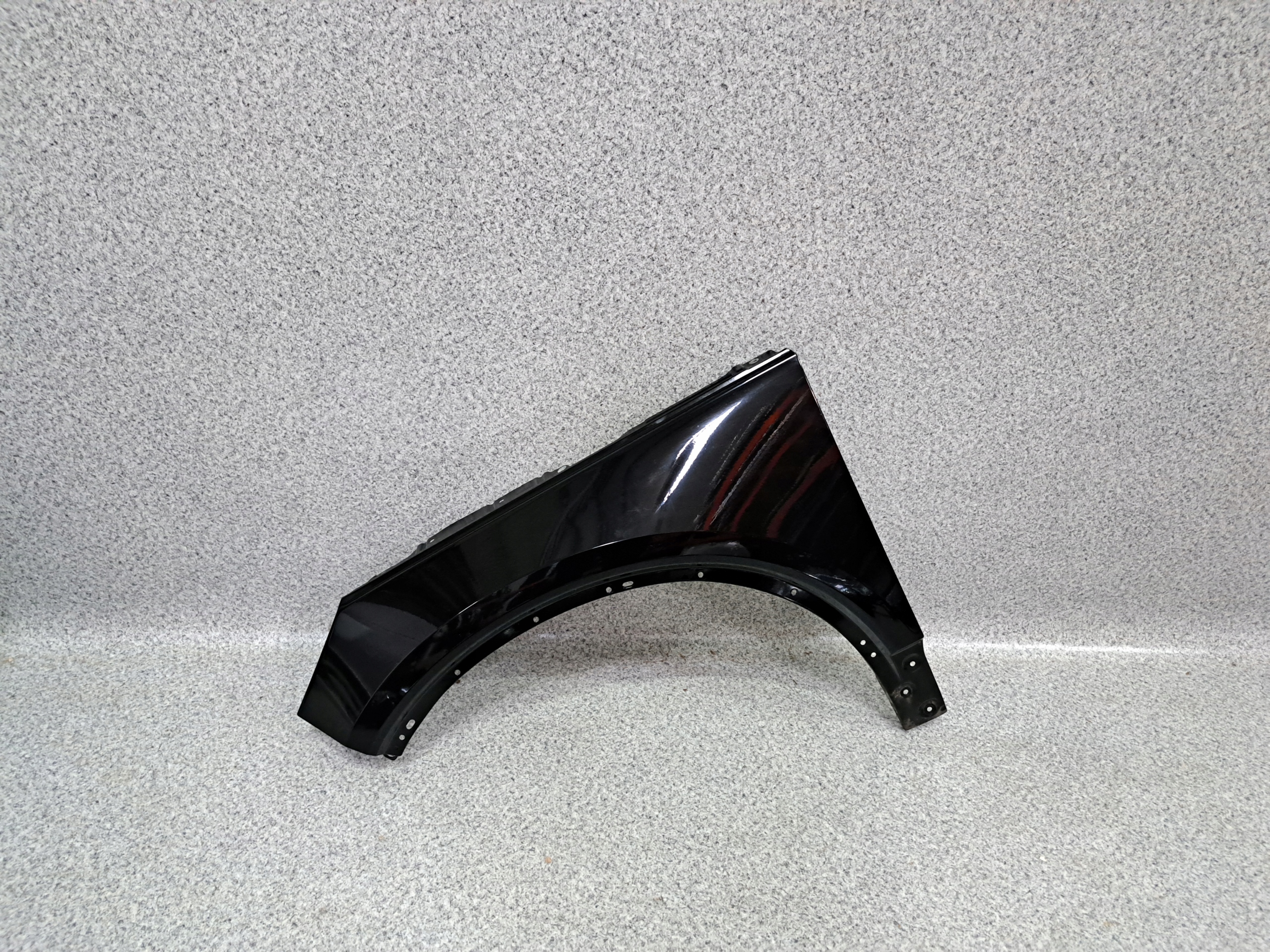 VOLVO XC40 C40 BŁOTNIK LEWY PRZÓD PRZEDNI 31457583