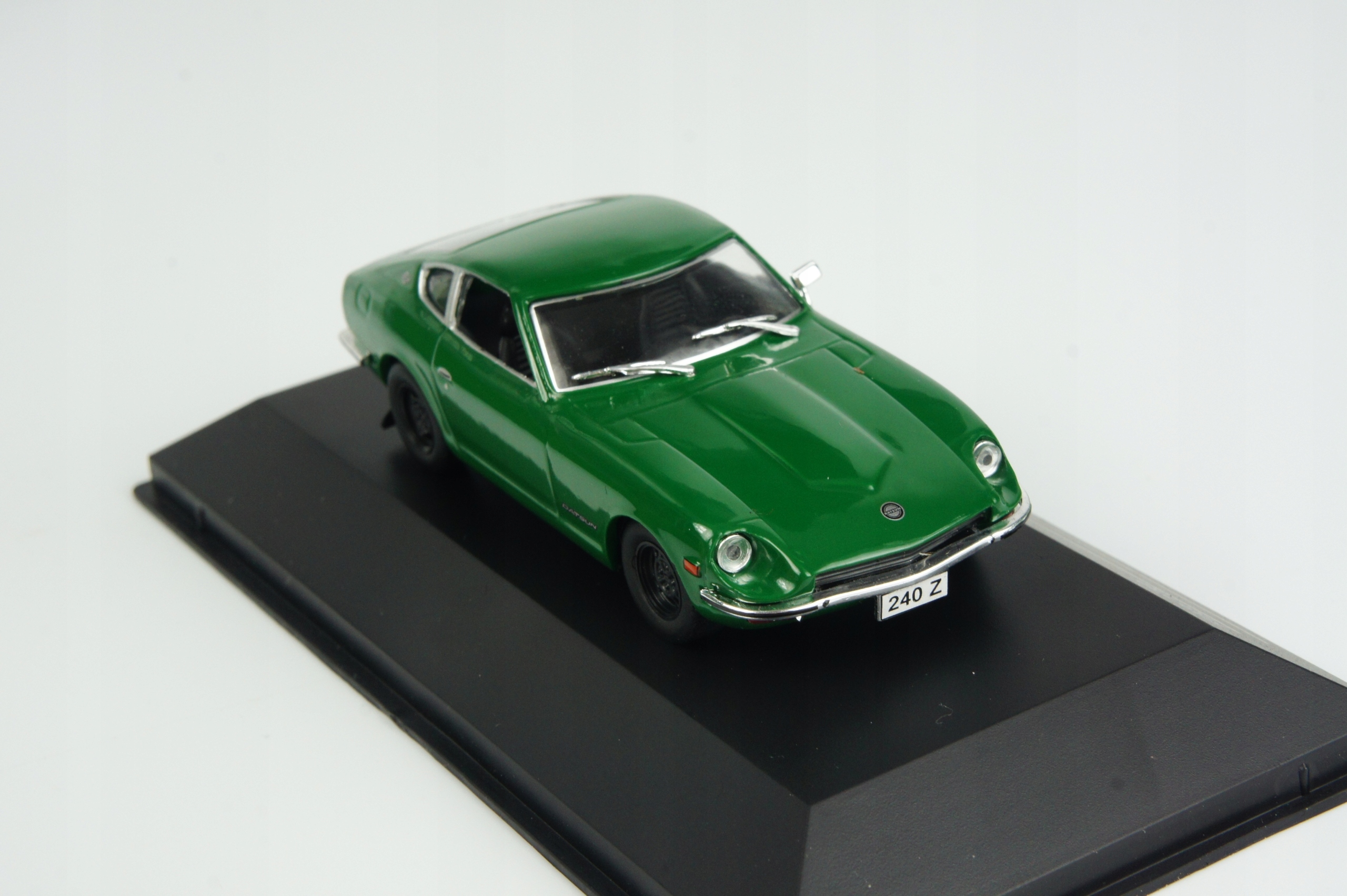 Model 1:43 Datsun 240Z (S30) 1971 / First 43 F43-149