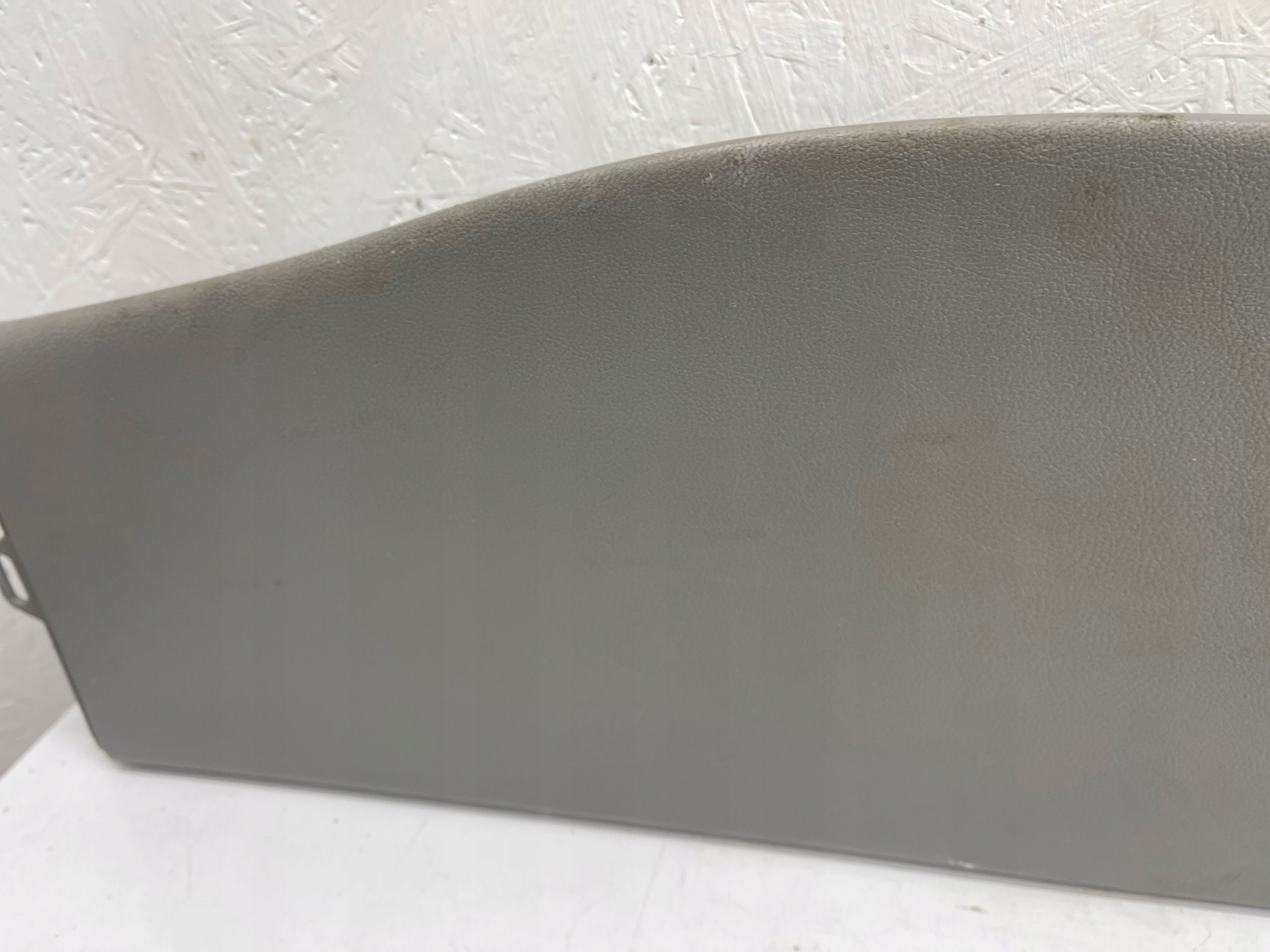 side SLUPKA left DOL VW T5 7H0867291B