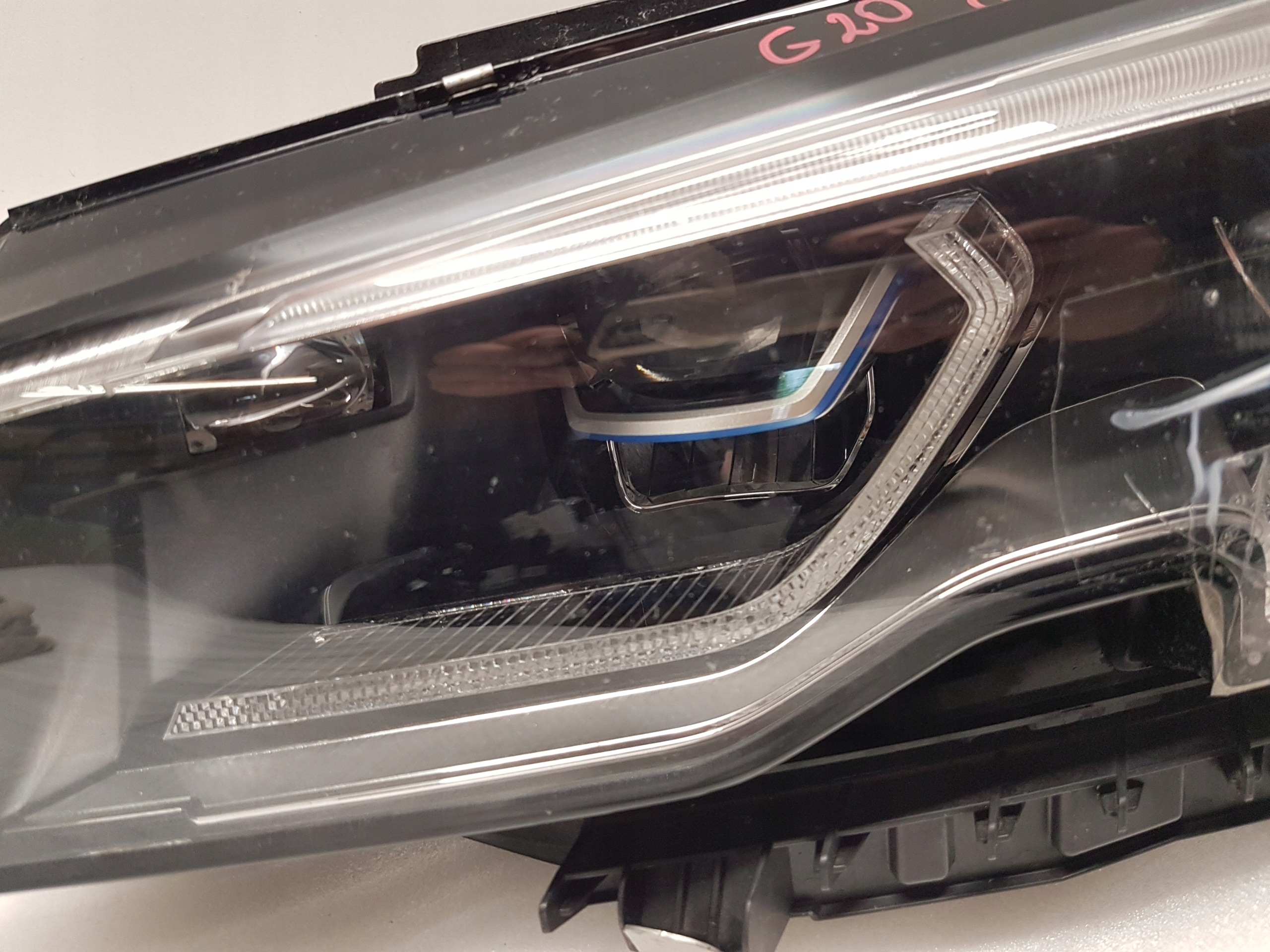 light front left BMW G20 G21 LASER 9481707