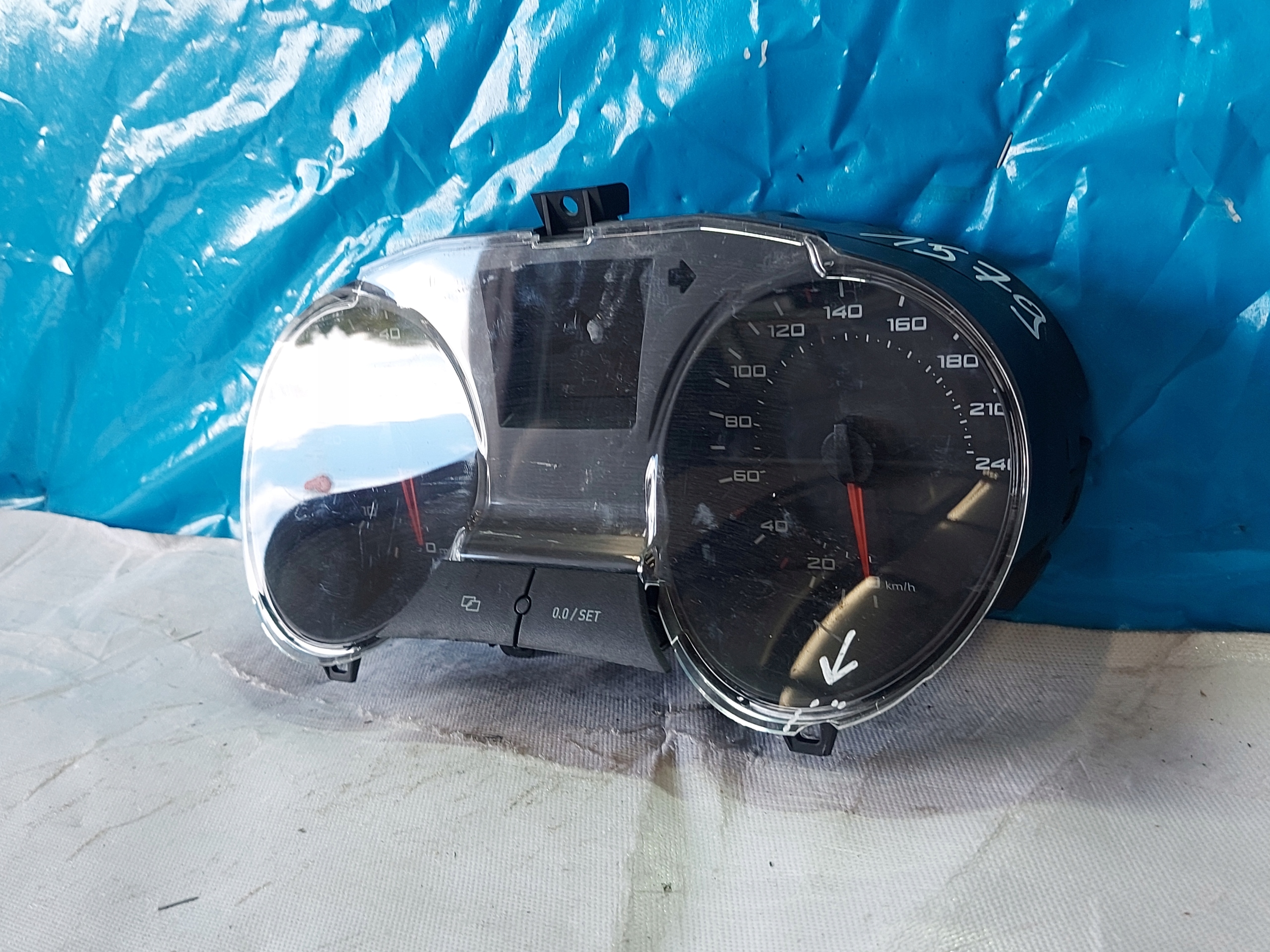 dials clock IBIZA IV 1.6 TDI 6J0920803H