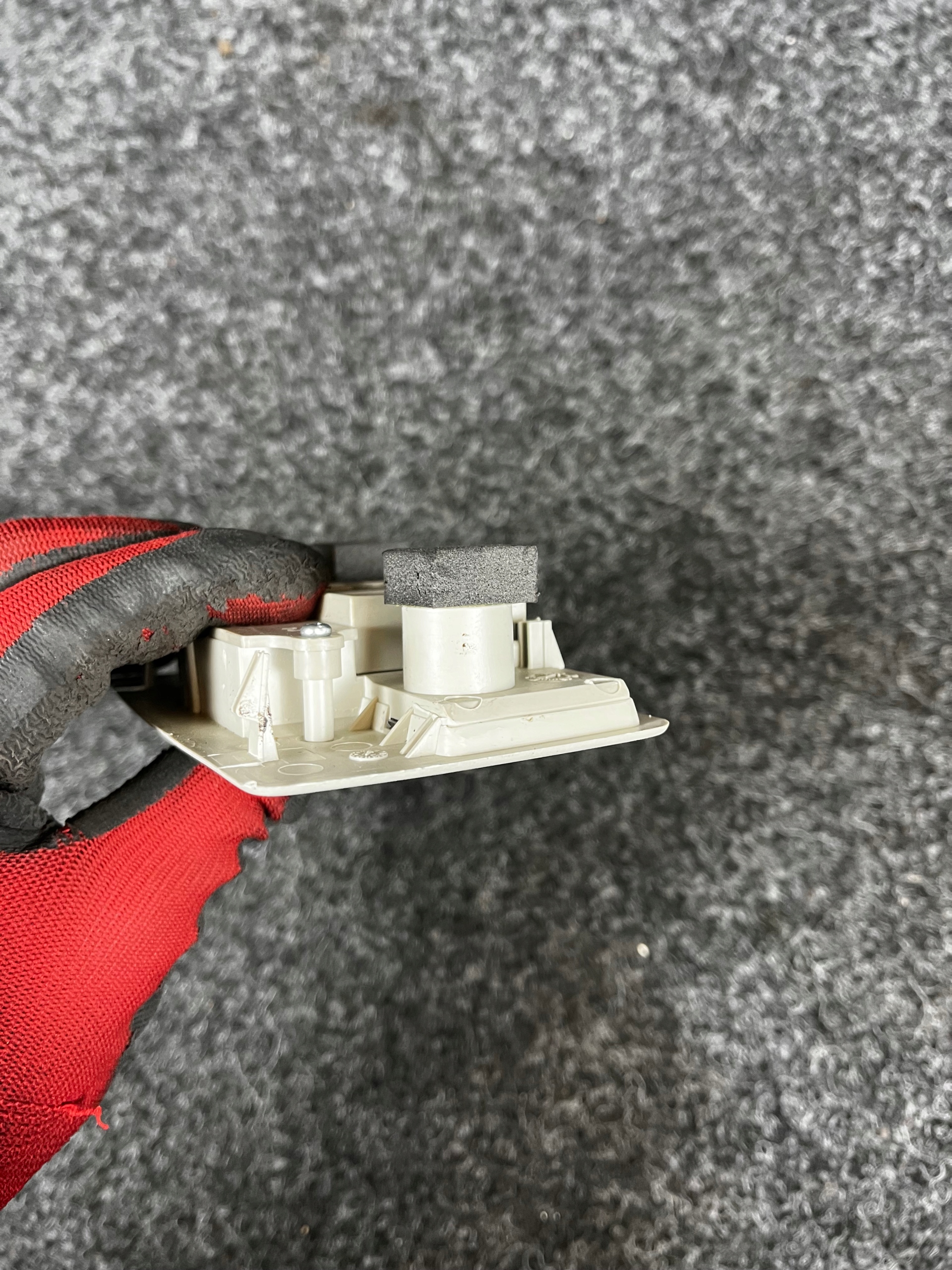 лампочка Обшивка потолка внутренний mazda cx7