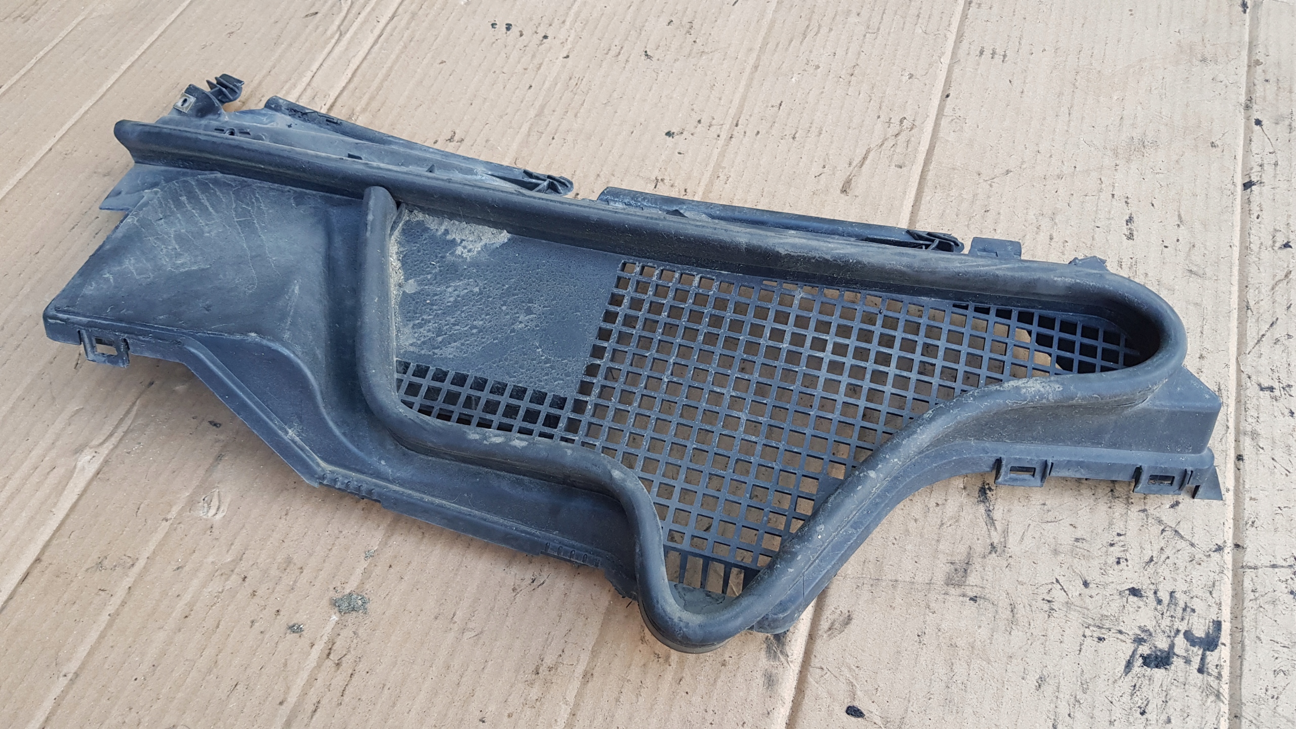 MERCEDES W210 torpedo cover right