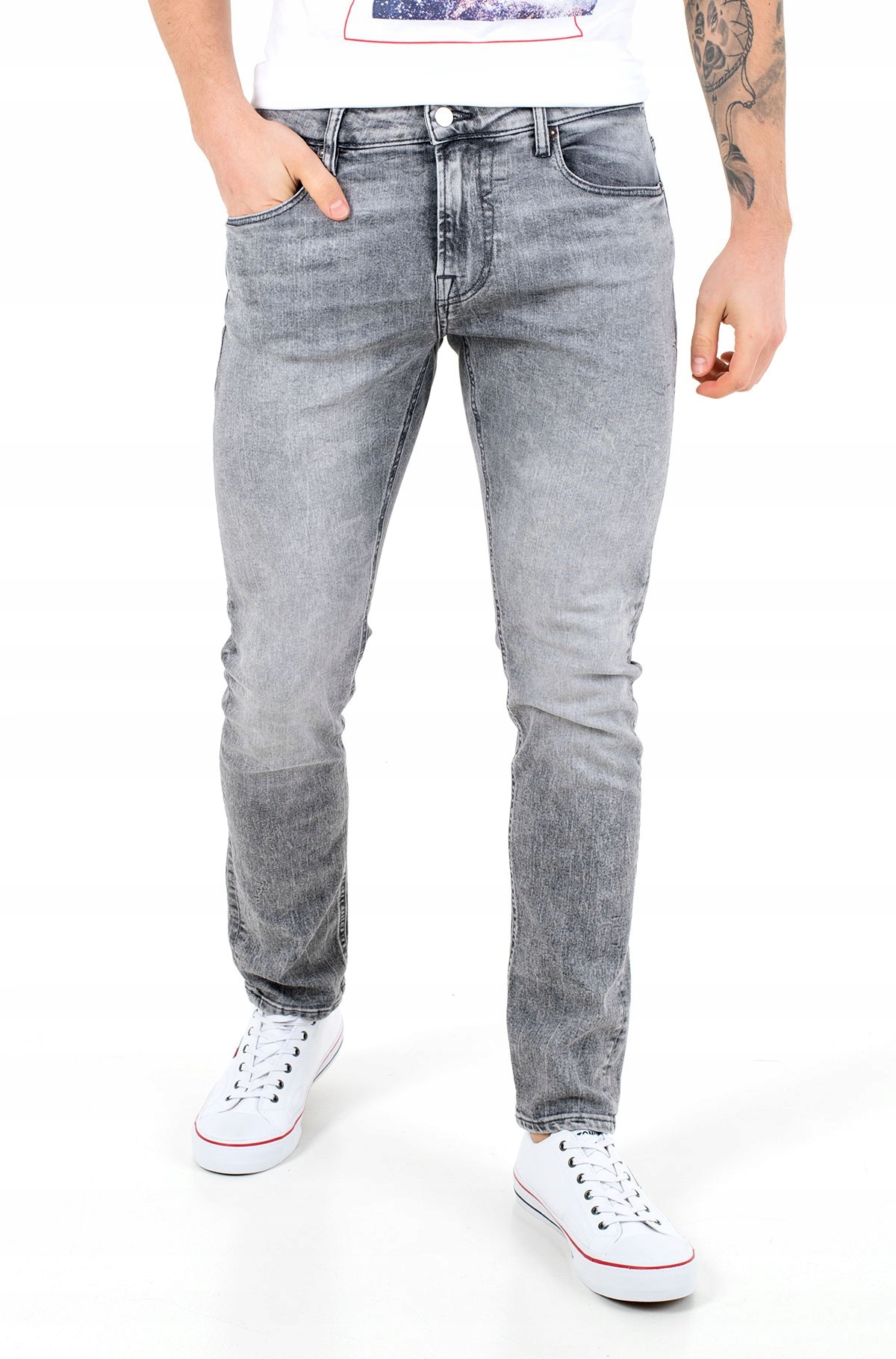Guess S Oděrkami, Úzké Trubičky 29/32 Gga
