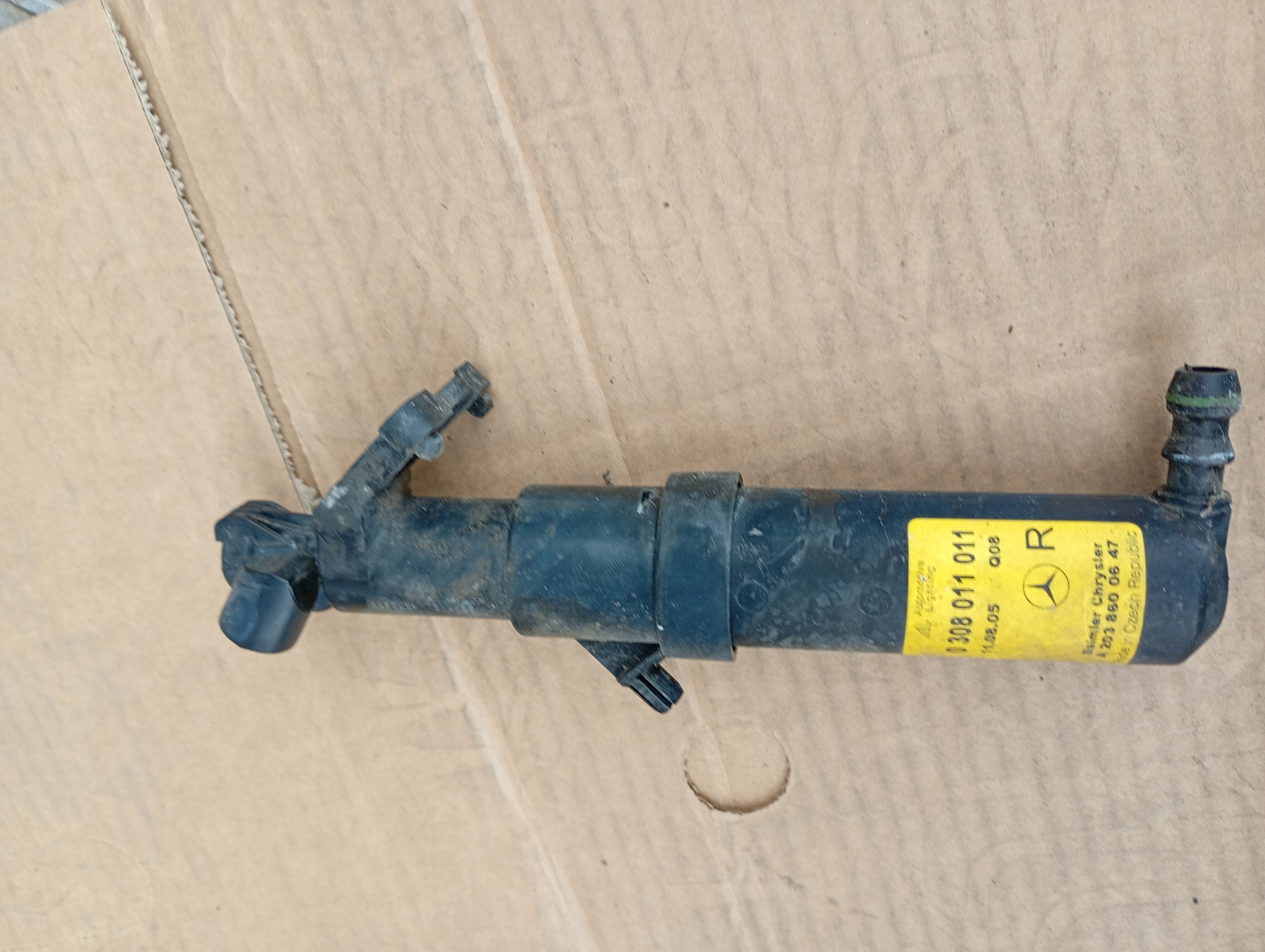 MERCEDES W203 Waschwasserdüse XENON Leuchte vorne links oder rechts