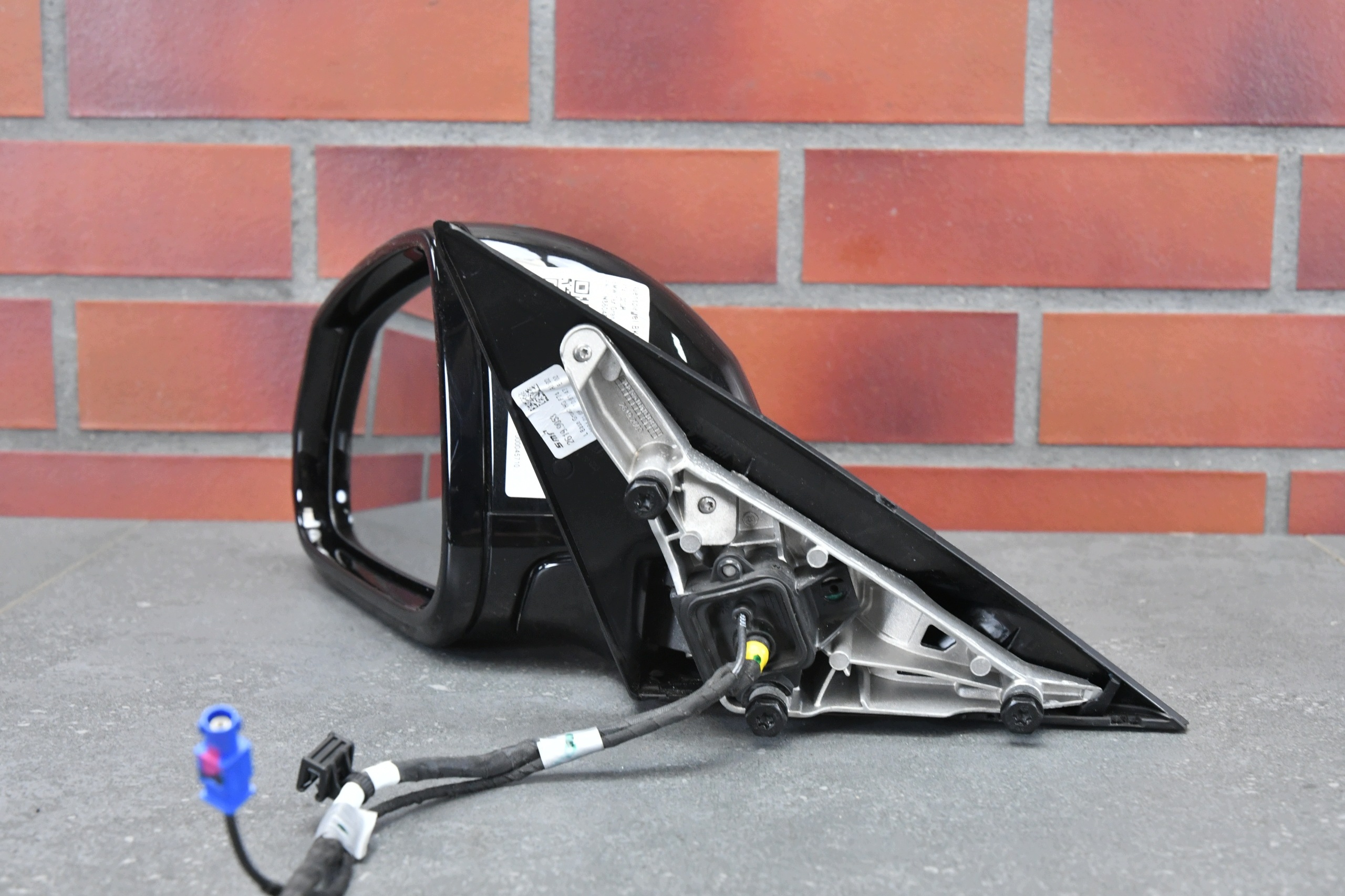mirror left complete BMW 2 F74 RHD