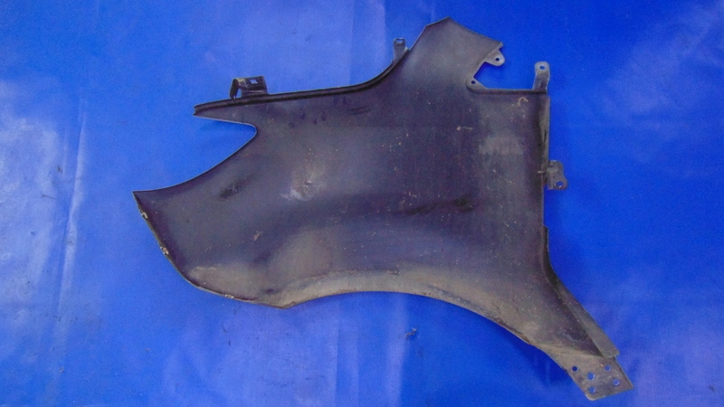 fender right front MERCEDES SPRINTER A910 A907 18-25R