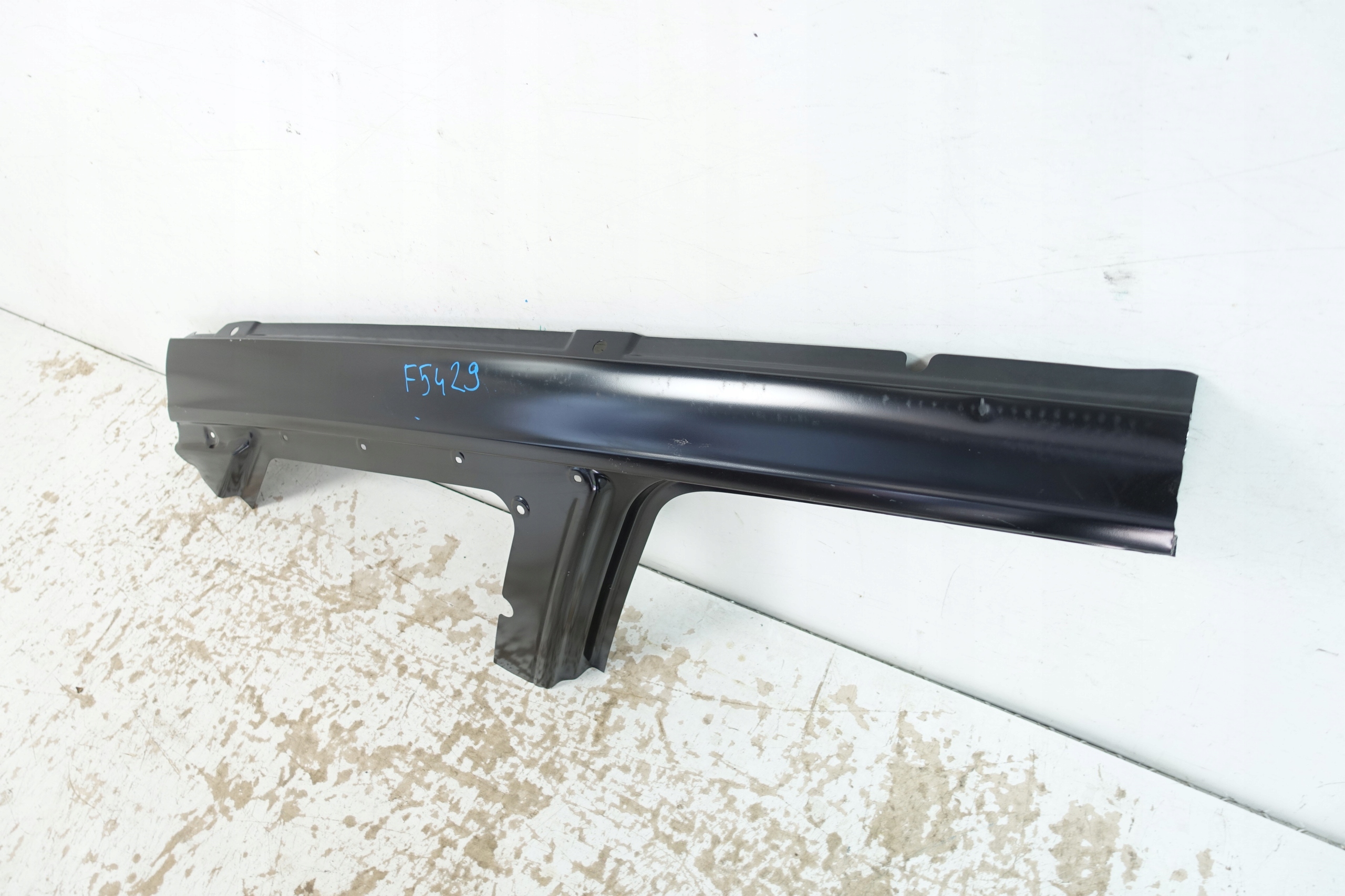 OPEL INSIGNIA B KOMBI 2016- side upper right rear part YR00676380