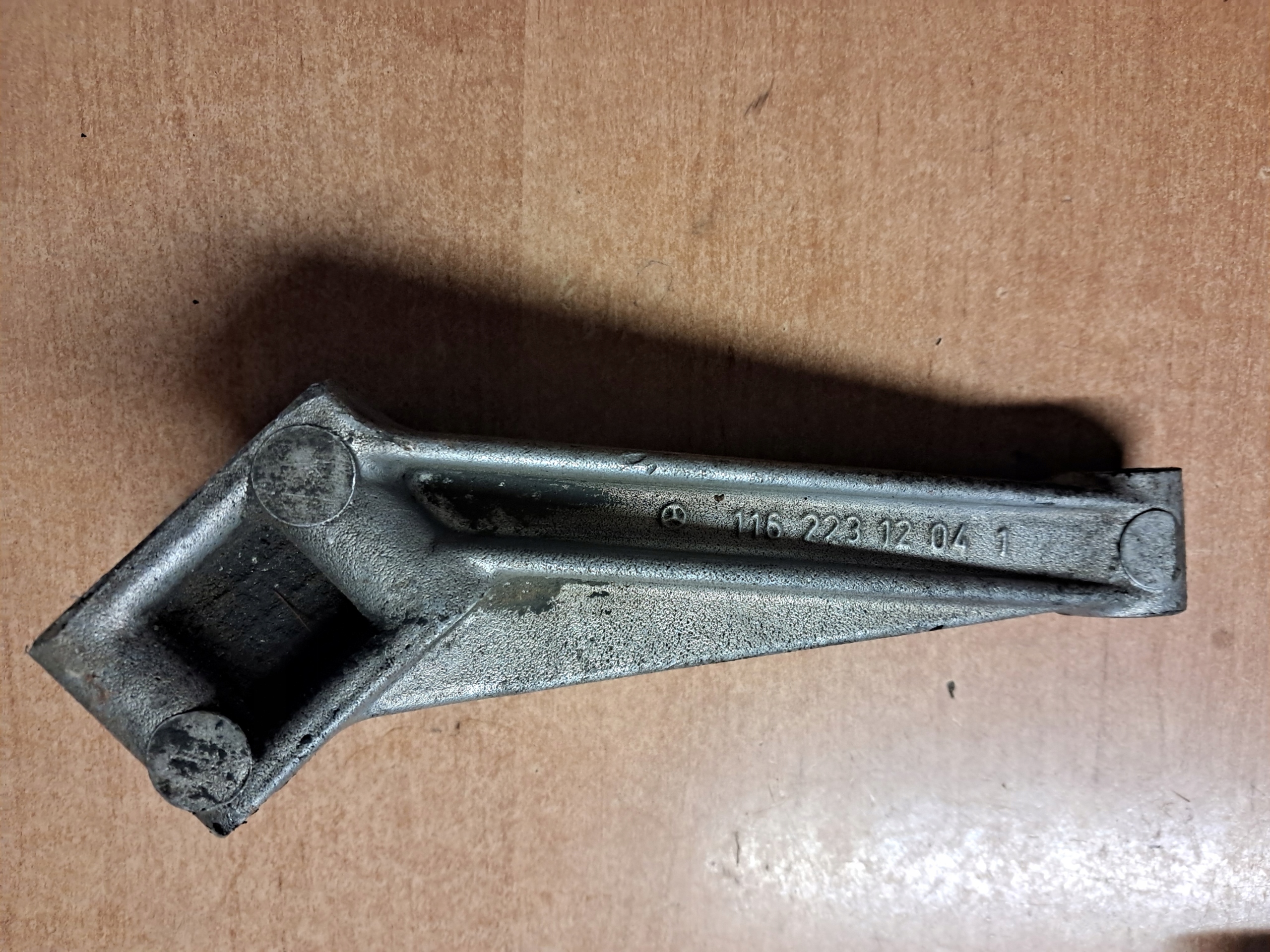 engine mount MERCEDES W108 W109 1162231204
