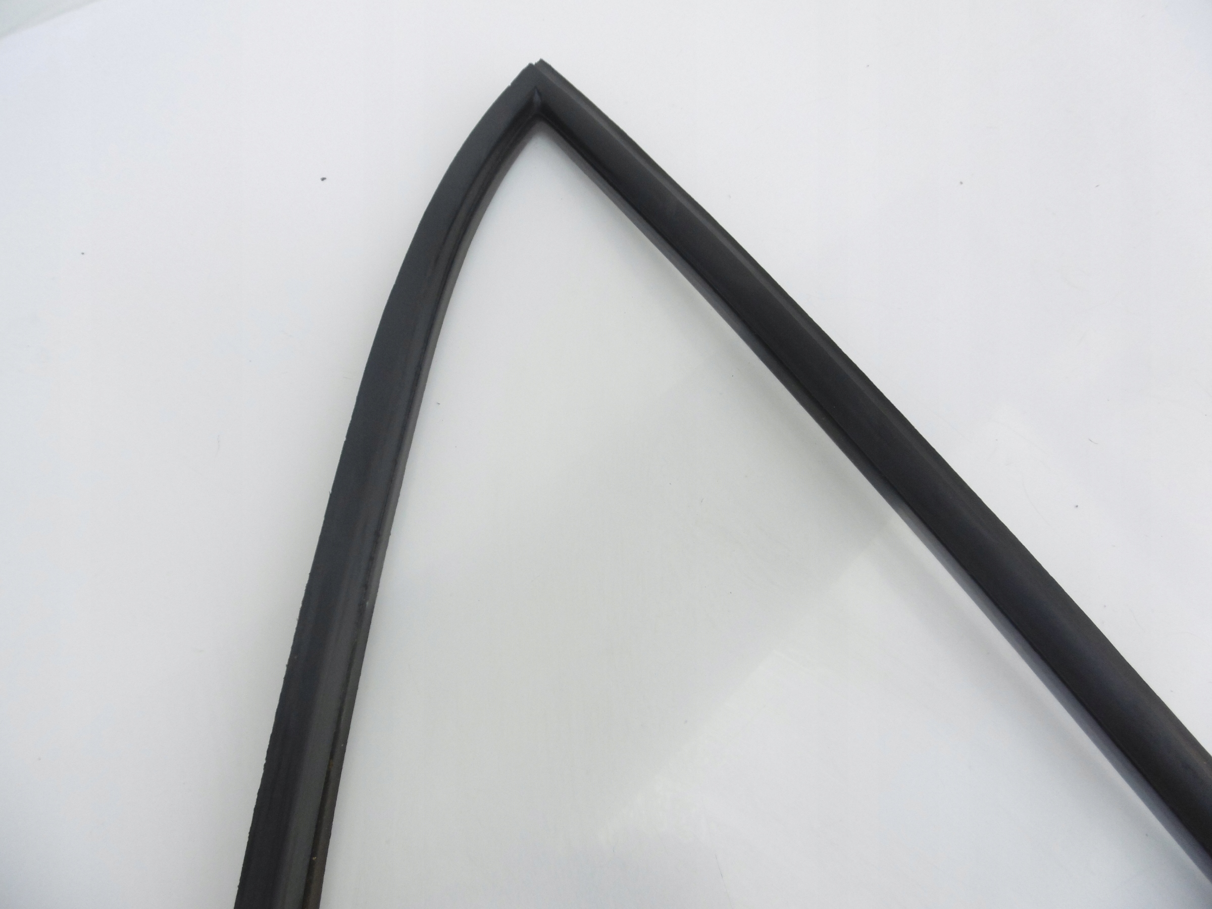 window TROJKAT door left front GAZELLE GAZ GAZELA