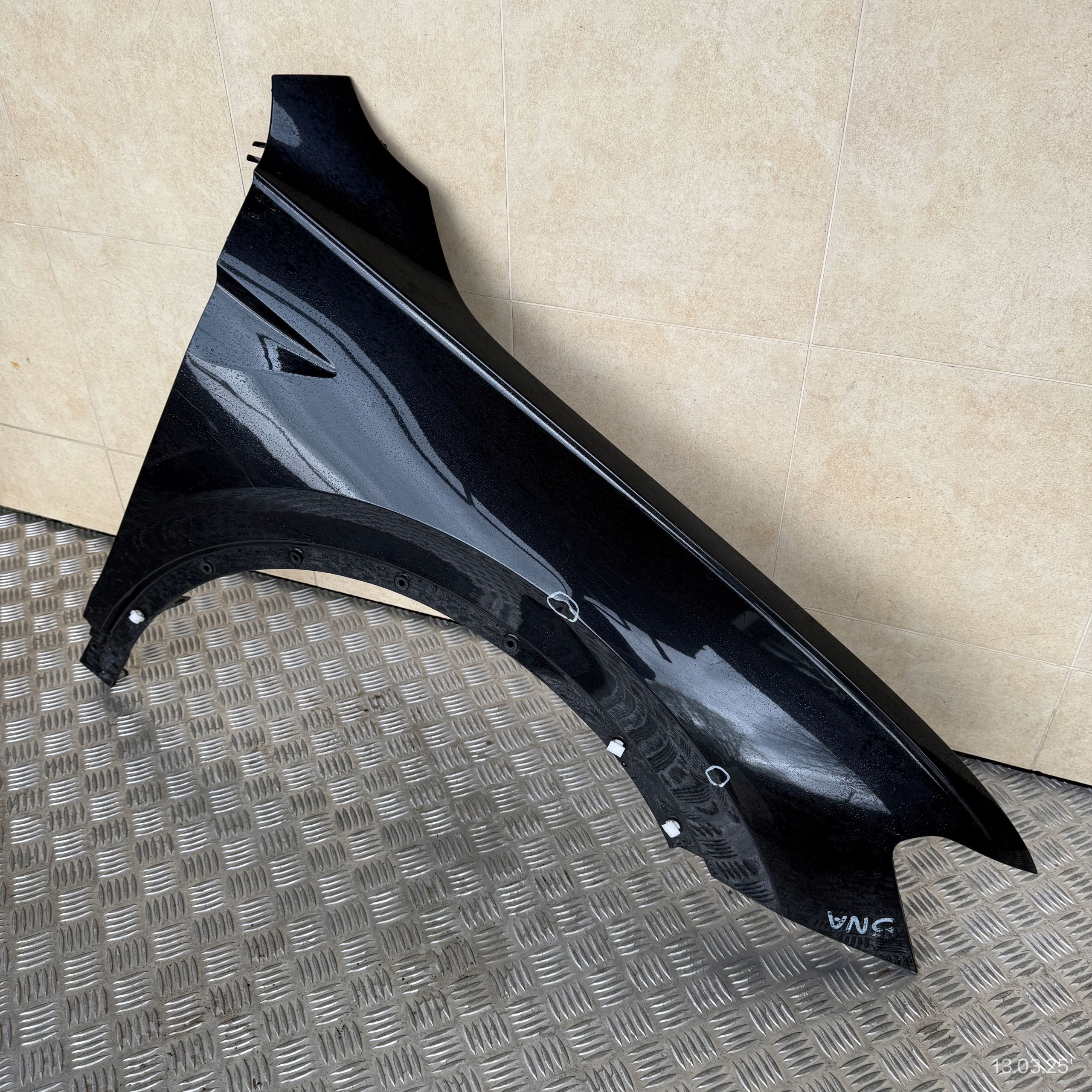 fender front right VW VOLKSWAGEN TIGUAN 5NA 2017 ROK