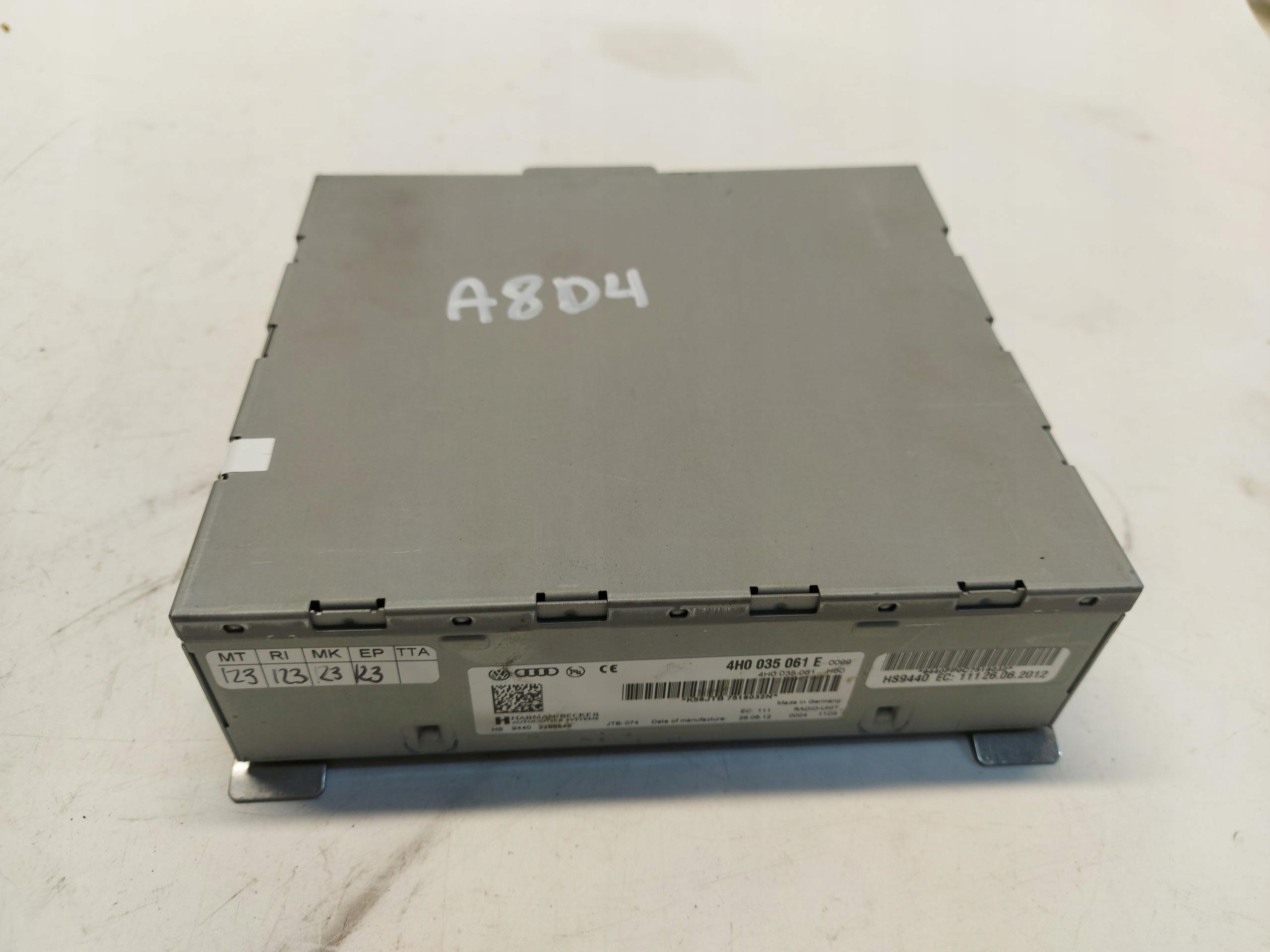 Audi A8 D4 4H 2012 module tuner radio radio amplifier 4H0035061